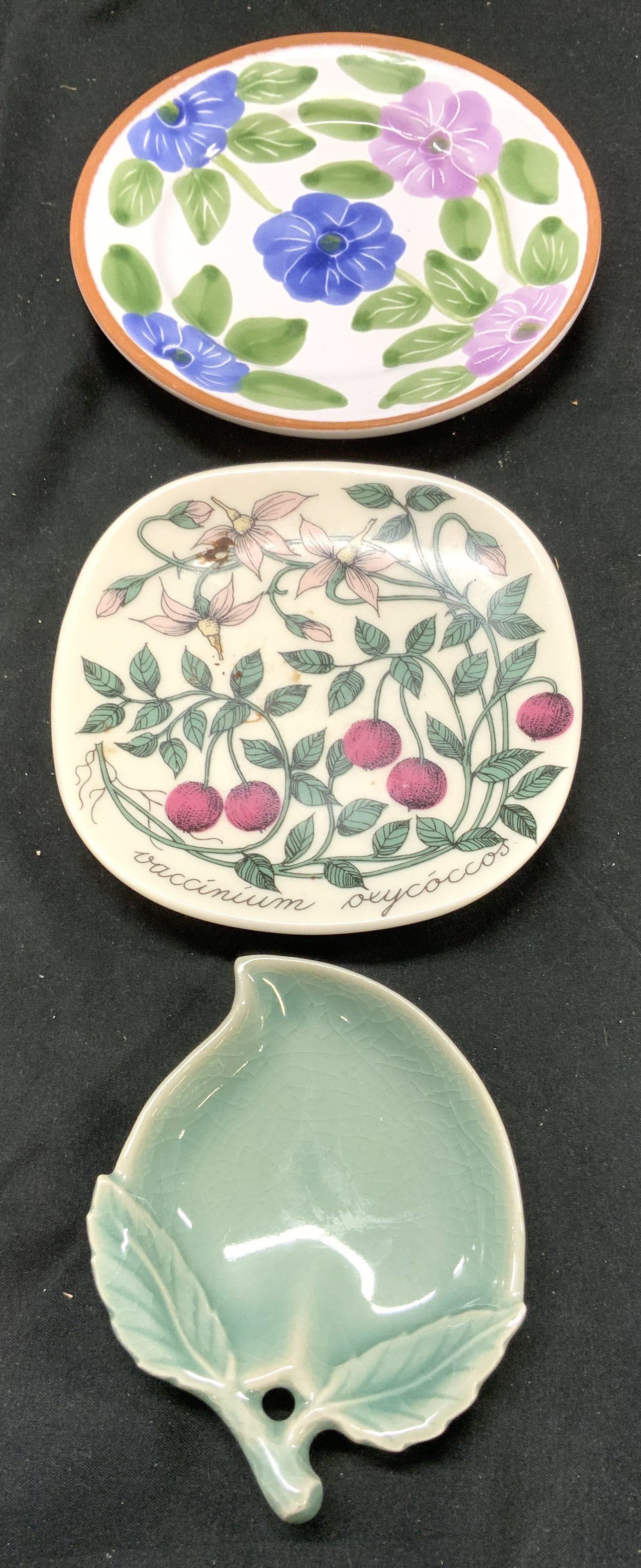 3 Ceramic Dishes Mesa In Hungary, Arabia Finland + (1 of 7)