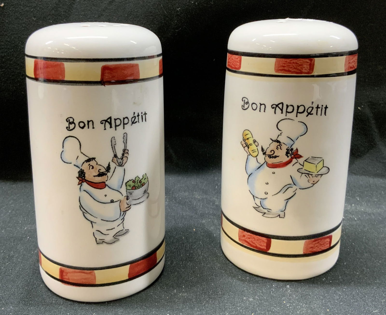 Lot 2 Bon Appetit Pizza Chef Salt & Pepper Shaker (1 of 7)