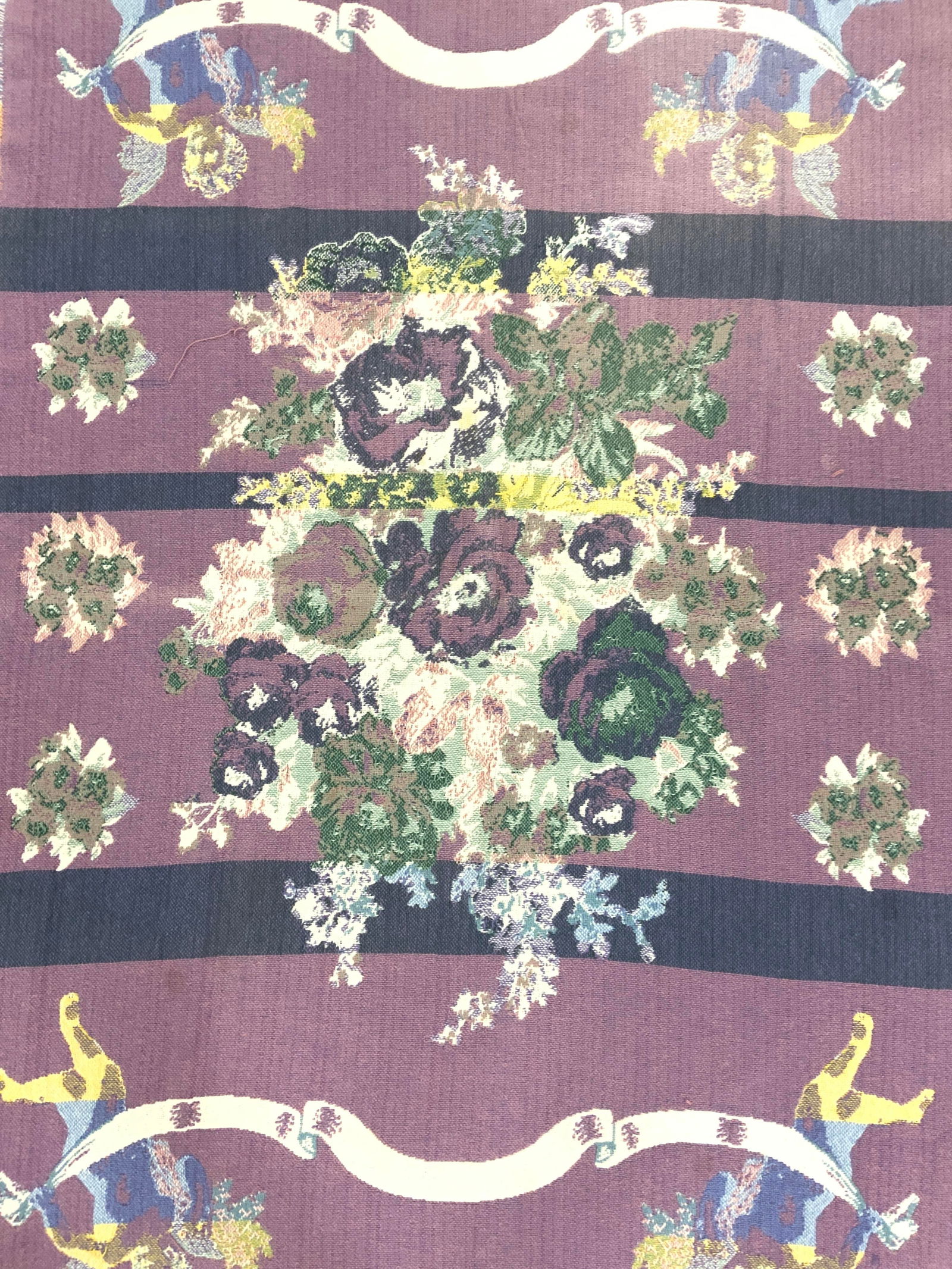 Vntg Floral Detailed Fringed Wool Throw Blanket (1 of 10)