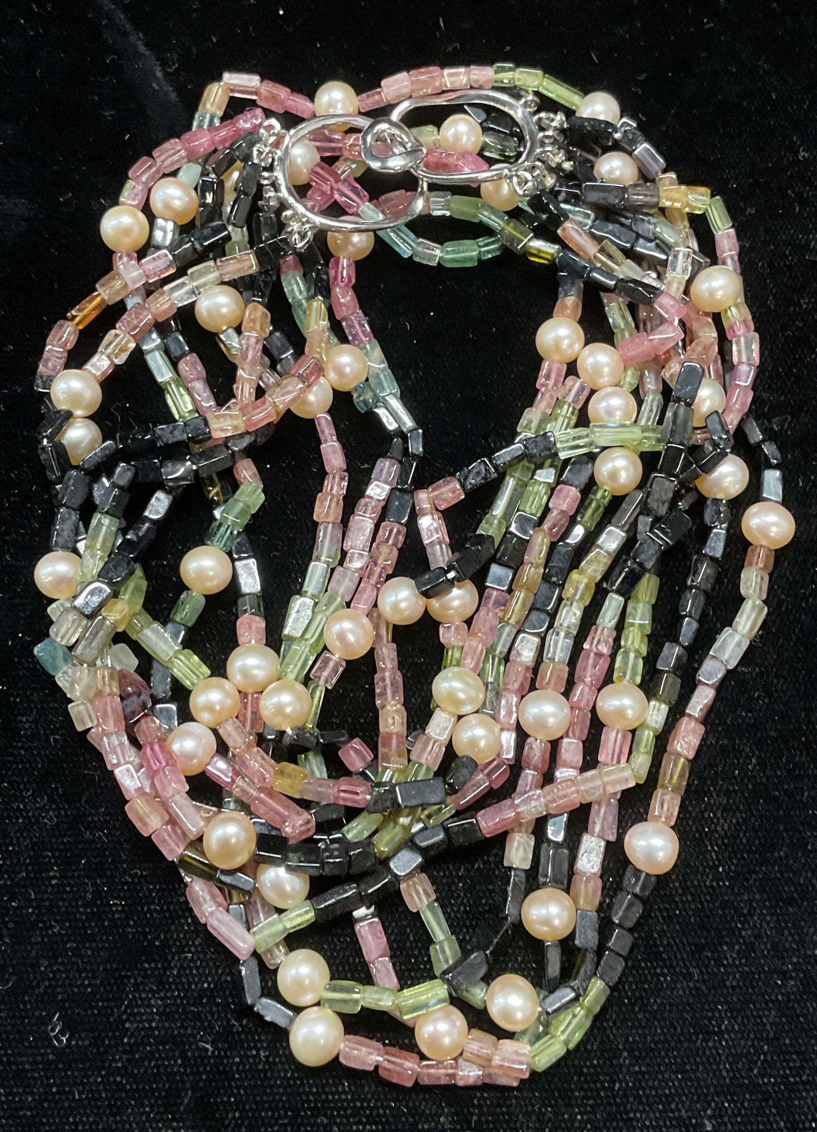 Green Pink Beaded Faux Pearl Necklace: Green, pink, and black beaded necklace with faux pearls. Drop length approx 9.5 inches. Some wear including scratching. Jewelry, estate jewelry, costume jewelry, cocktail jewelry, fashion jewelry, wea