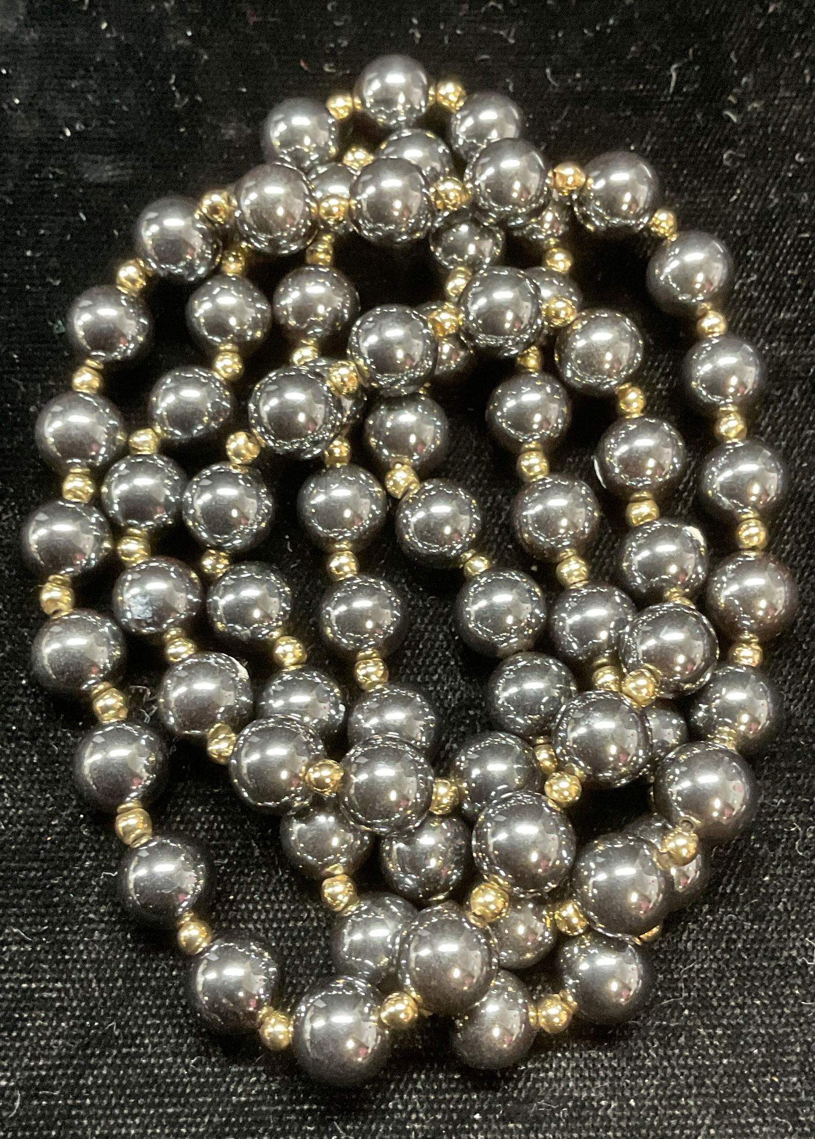 Silver & Gold Tone Beaded Necklace: Silver and gold tone round beaded necklace. Drop length approx 14 inches. Necklace has weight. Some scratching observed. Jewelry, estate jewelry, costume jewelry, cocktail jewelry, fashion jewelry, ac