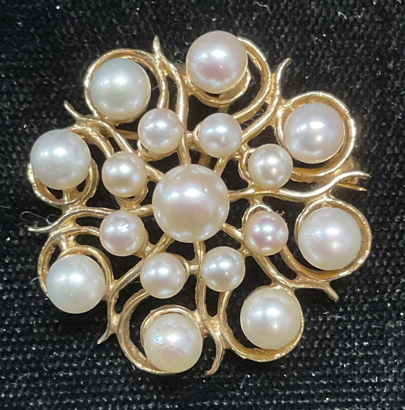 Vtg 14k Gold & Pearl Flower Brooch (1 of 6)