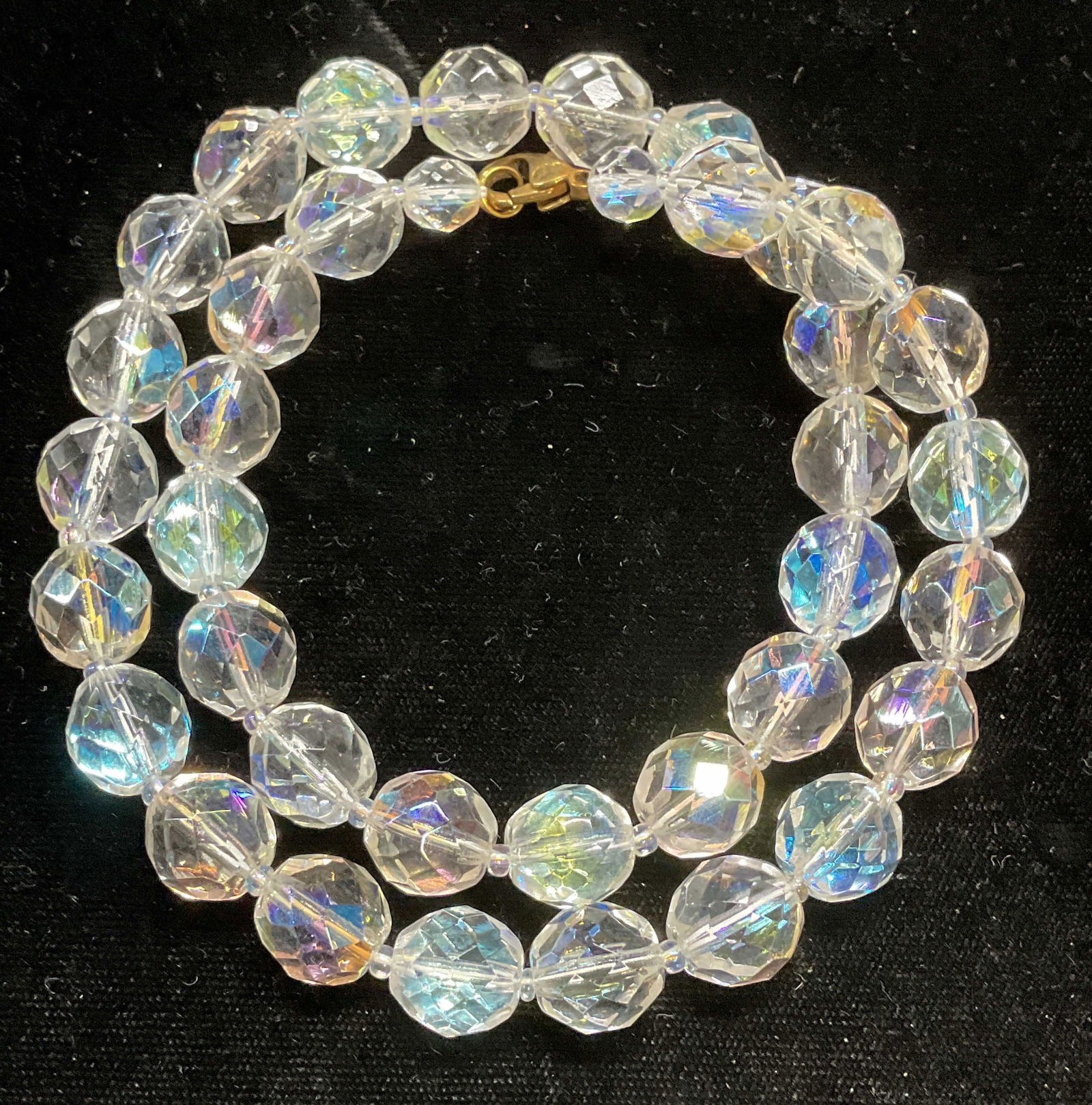 Vintage Colorless Crystal Beaded Necklace: Vintage necklace with faceted colorless crystal beads. Drop length approx 9 inches. Necklace has weight. Some scratching observed. Jewelry, estate jewelry, costume jewelry, cocktail jewelry, fashion j