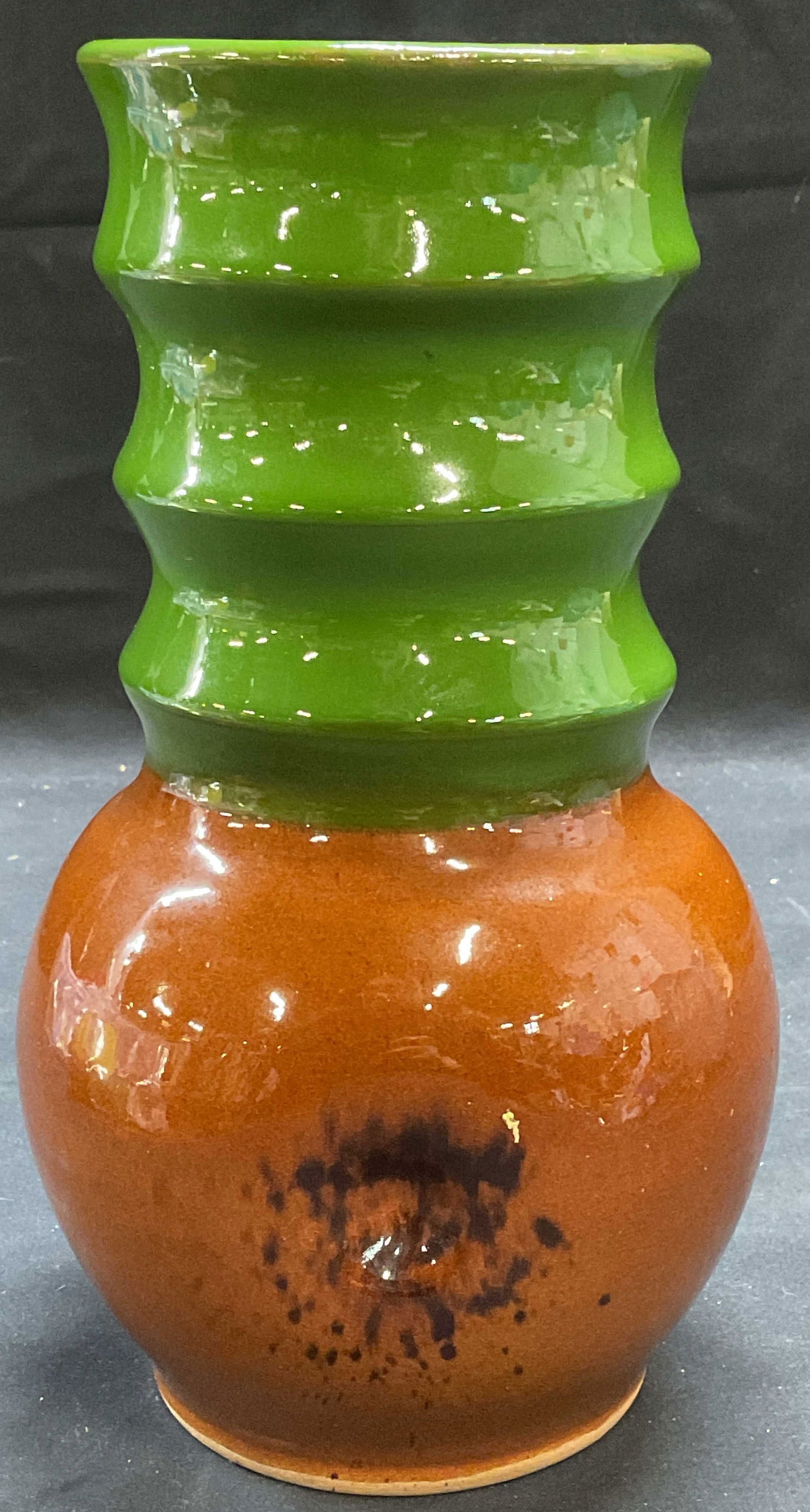 Signed STZ Green/Brown Ribbed Ceramic Vase (1 of 7)