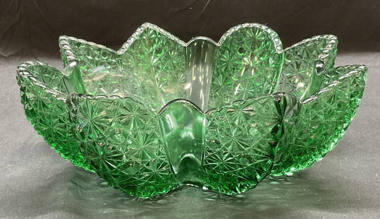 Vtg Fenton Style Green Art Glass Lotus Bowl: Vintage green art glass lotus flower bowl. Button and daisy pressed glass pattern. Style of Fenton. Measures approx 10.5 x 3.75 inches. Some wear including scratching observed. Fenton style bowl,
