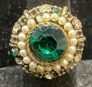 Vintage Green Crystal Faux Pearl Cocktail Ring
