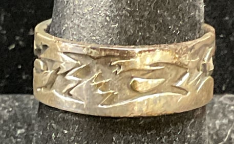 Vintage Sterling Silver Etched Ring