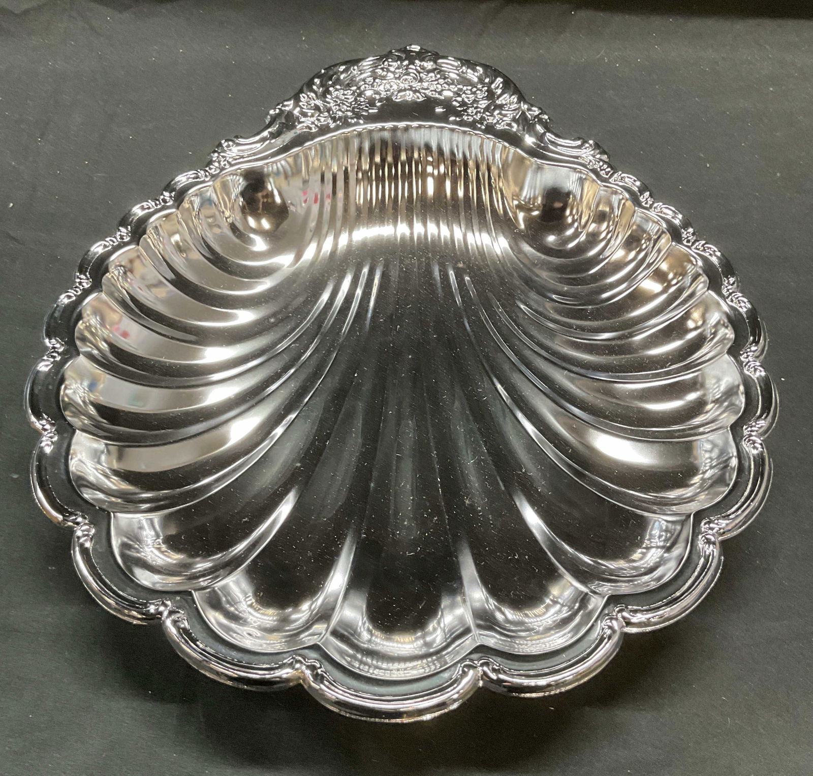 Silver Tone Shell Motif Platter (1 of 6)