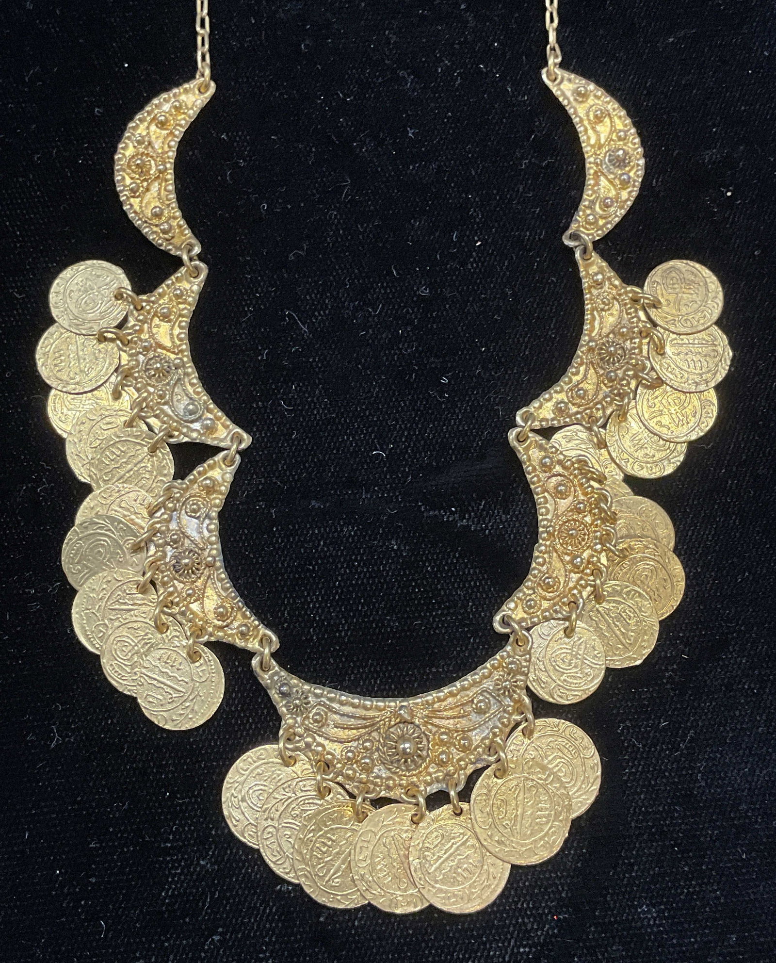 Vtg Gold Pl 900 Silver Medallion Necklace (1 of 6)