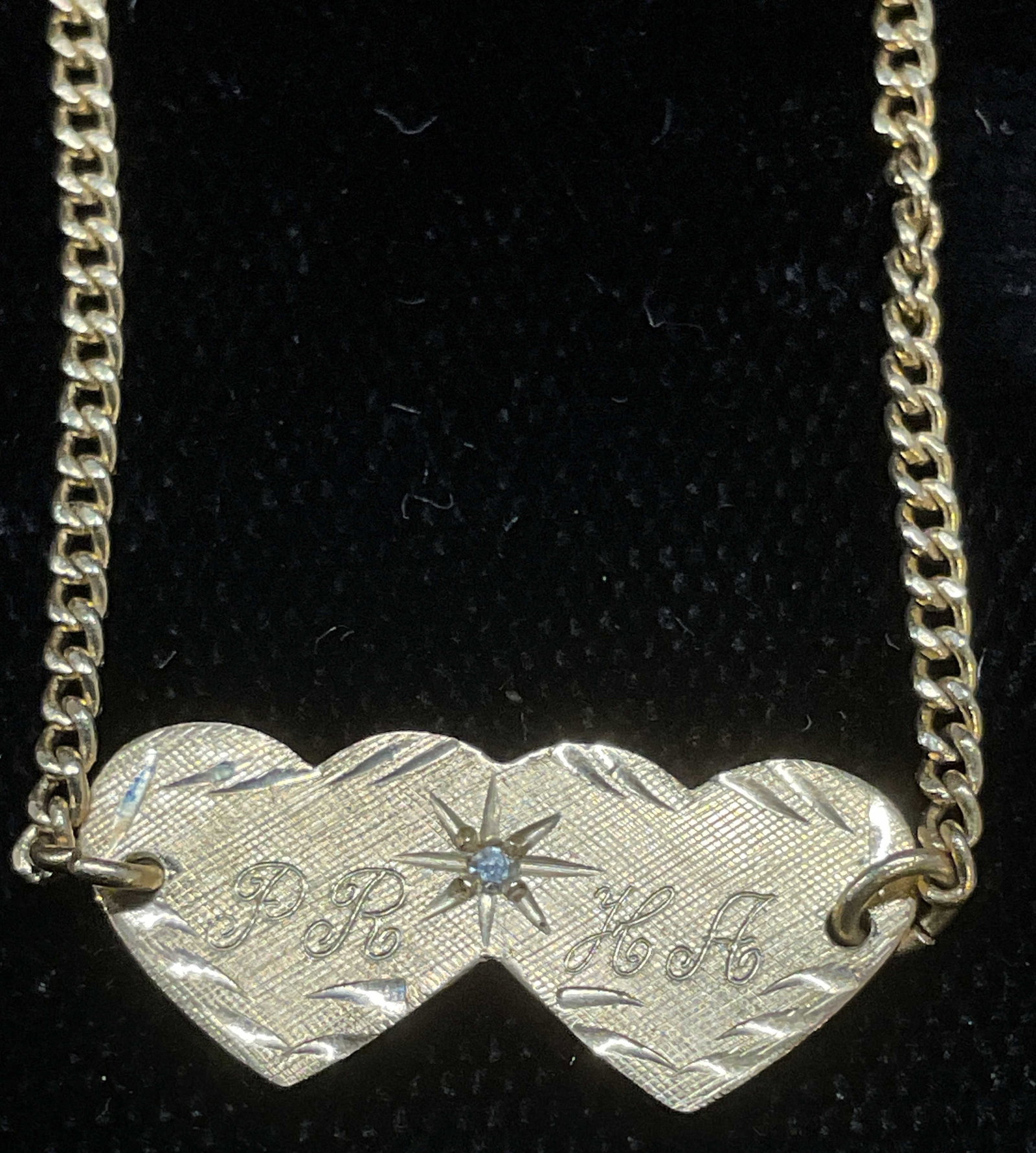 Gama 14k Gold Diamond Heart Bracelet (1 of 6)