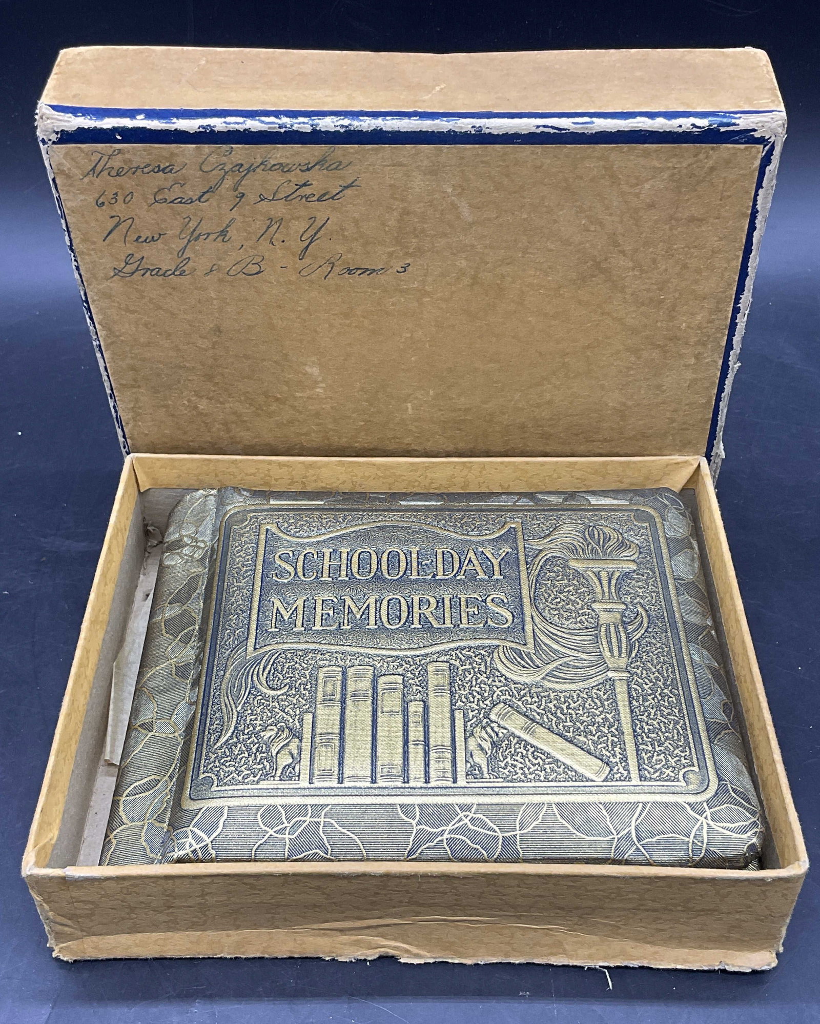 C. 1940 SCHOOLDAY MEMORIES Autograph Book (1 of 10)