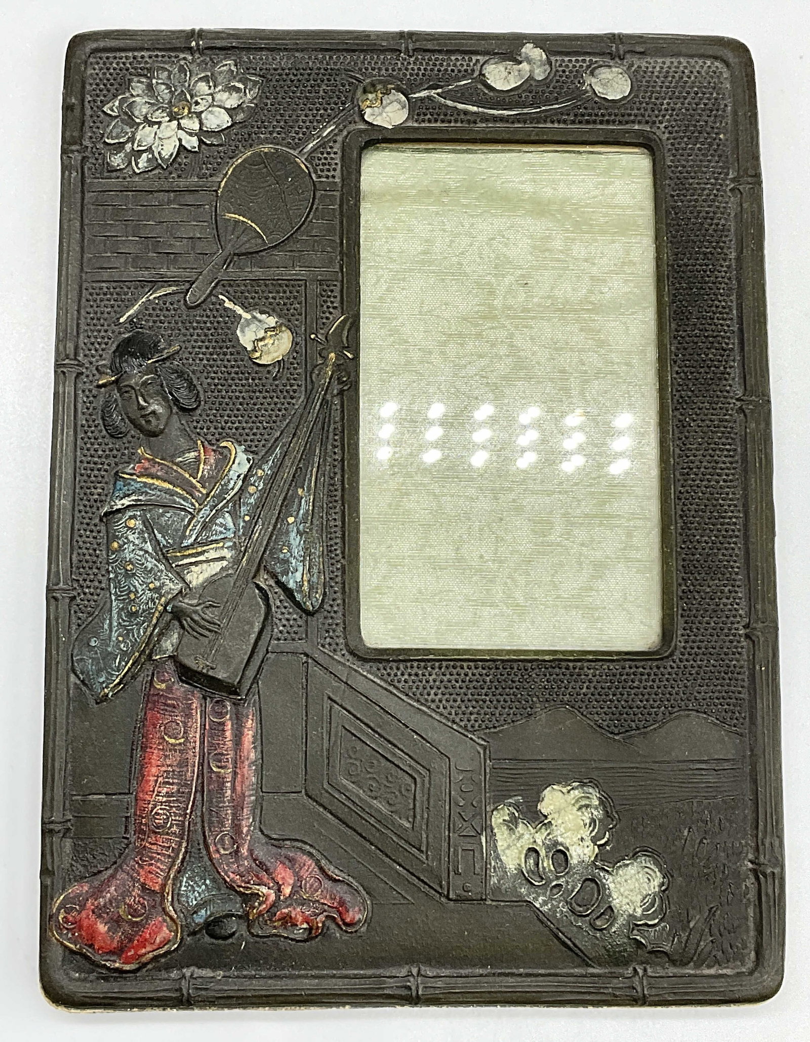 Vintage Asian Geisha Motif Picture Frame: Vintage Asian Geisha Motif Picture Frame. Kickback stand to the piece. Sticker reads 7 1/2. Hand painted designs to the piece. Appears to be crafted from paper and cardboard materials, possibly papier
