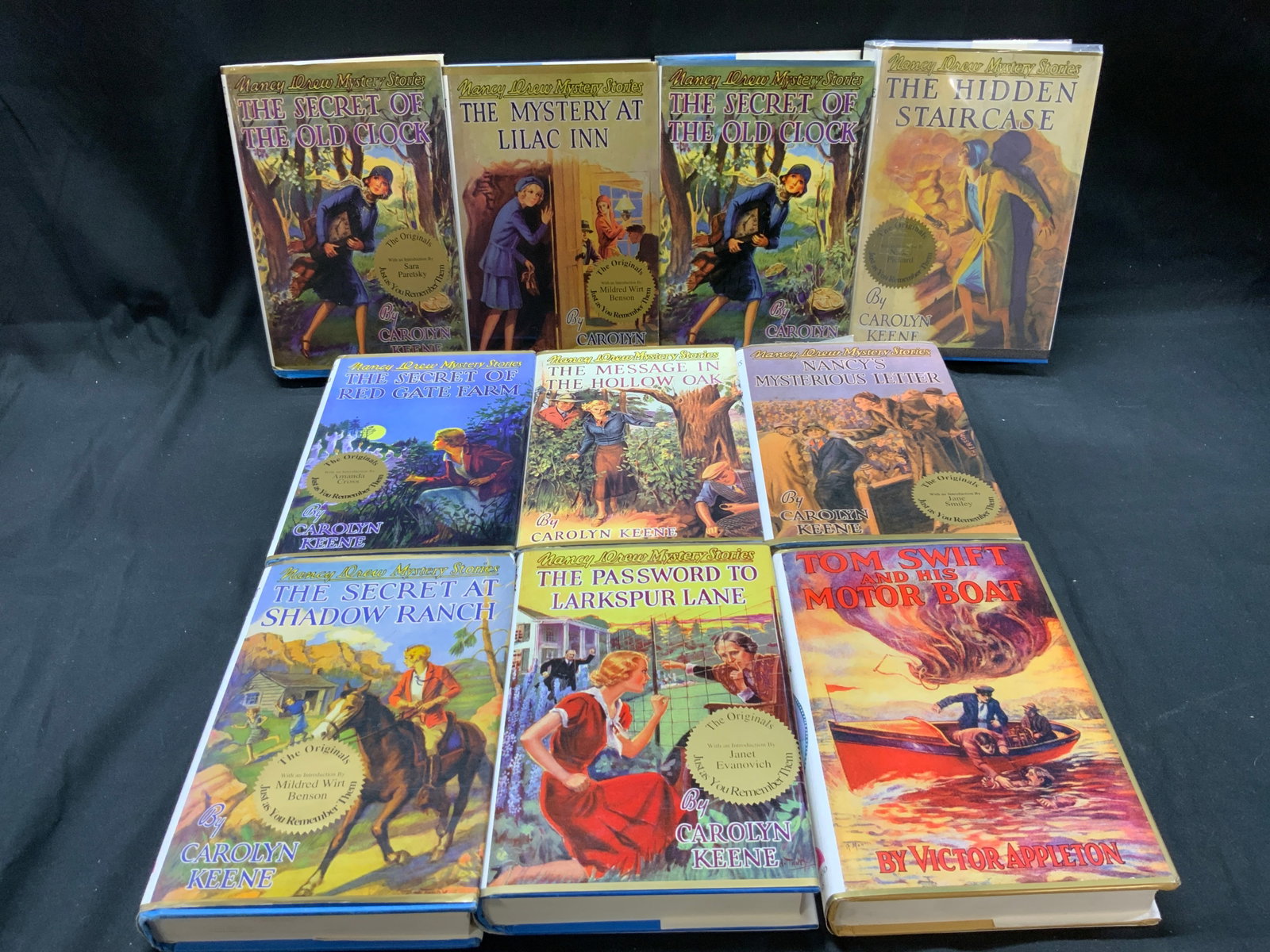 10 Illustrated Books, Caryolyn Kenne Mystery 1990s+: 10 Illustrated Books, Caryolyn Kenne Mystery 1990s+ 10 hardcover books including, The Secret of the Old Clock, The Hidden Staircase, The Mystery at Lilac Inn, The Message in the Hollow Oak, The Secret