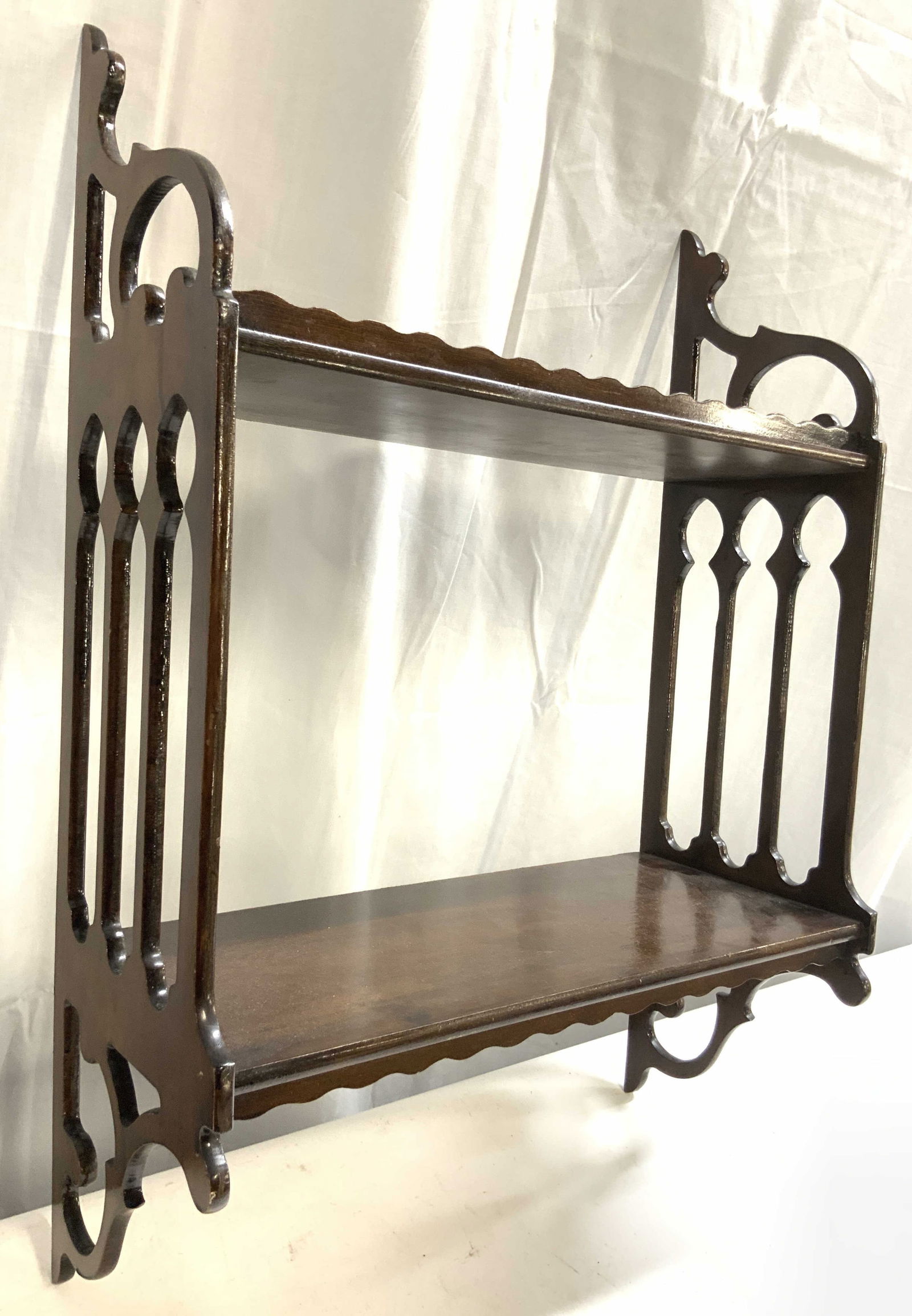 Vtg Victorian Crafted Fretwork Wood Wall Shelf 2ft (1 of 6)