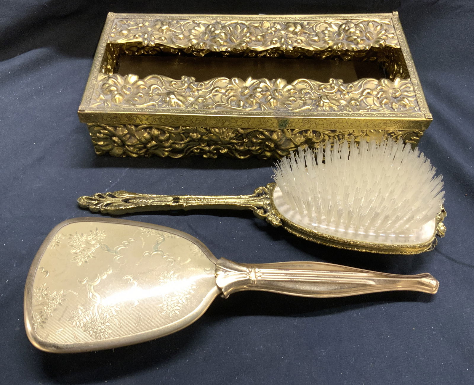 Vintage Art Nouveau 3 Piece Vanity Set (1 of 8)