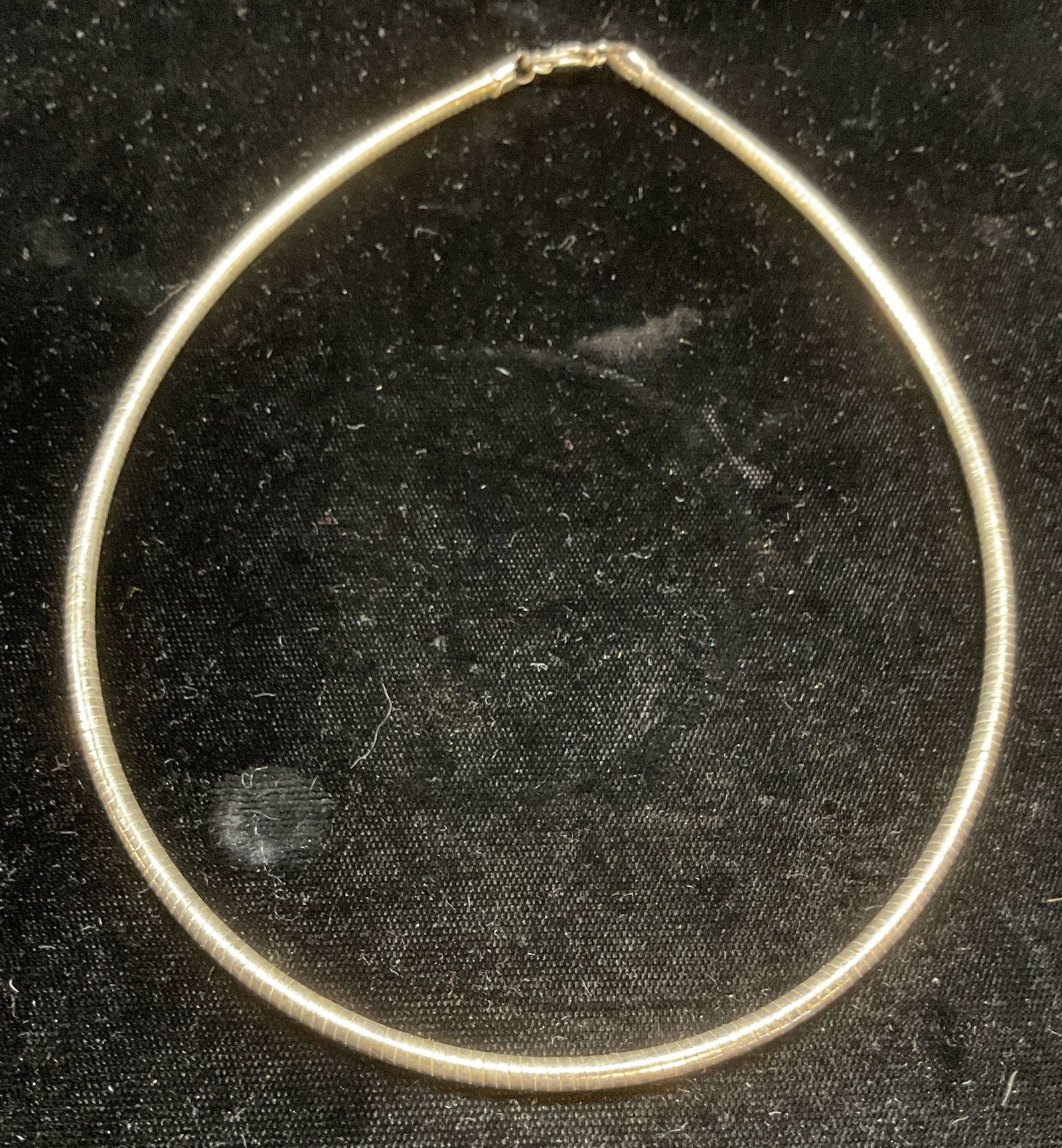 Vtg HAN Sterling Silver Choker Necklace, Italy: Vintage HAN sterling silver choker necklace. Signed. Marked sterling. Made in Italy. Drop length approx 6.25 inches. Total weight .94 ozt. Some wear including scratching observed. Jewelry, estate jewe