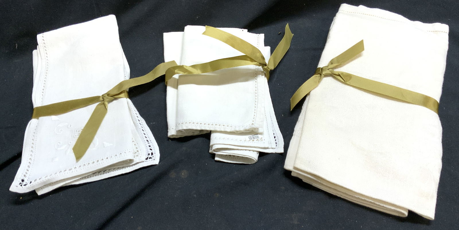 Lot 8 Assorted Table Linen Napkins (1 of 6)
