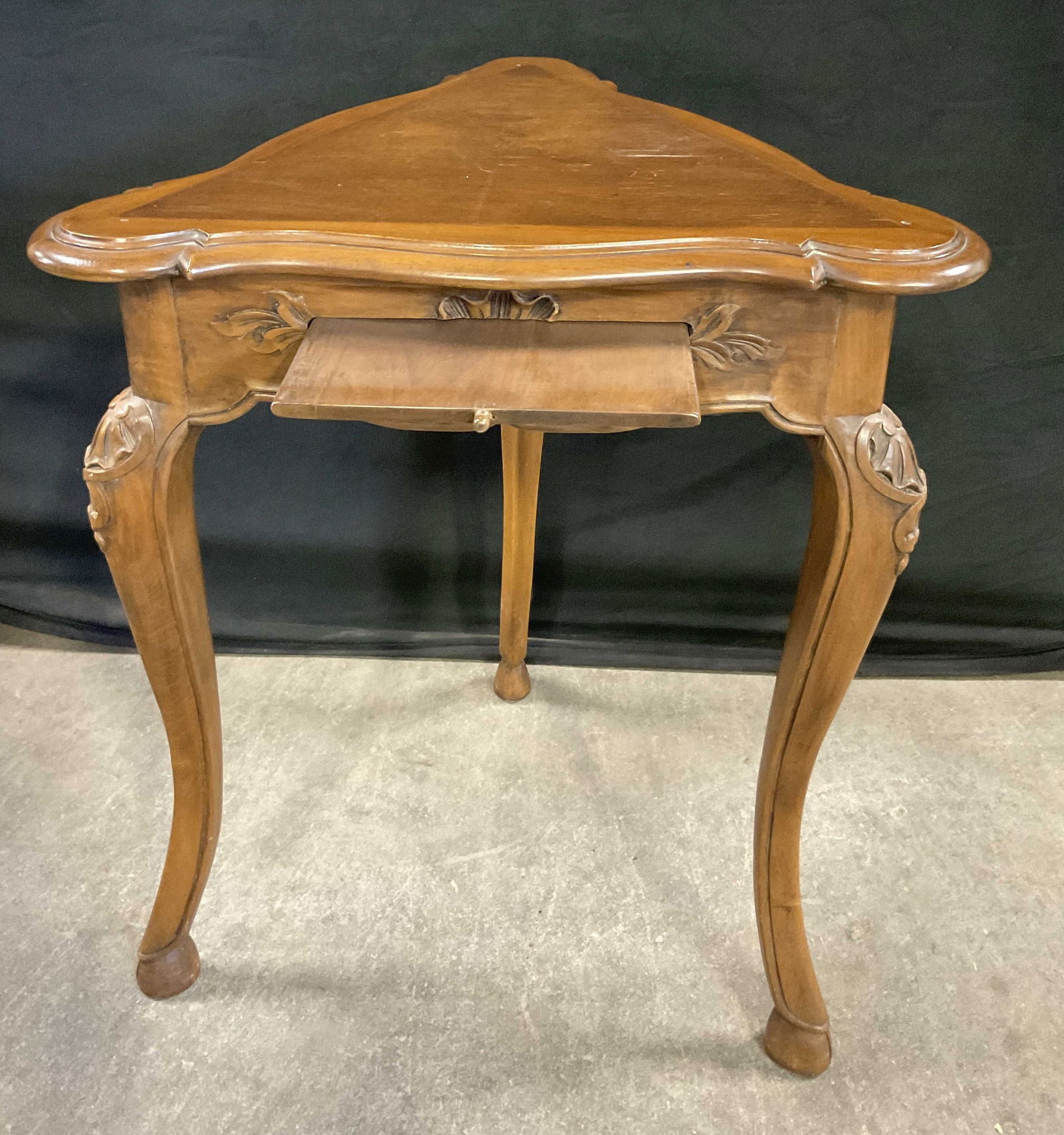 O.W. RICHARDSON & CO. CHICAGO Triangle Side Table (1 of 10)