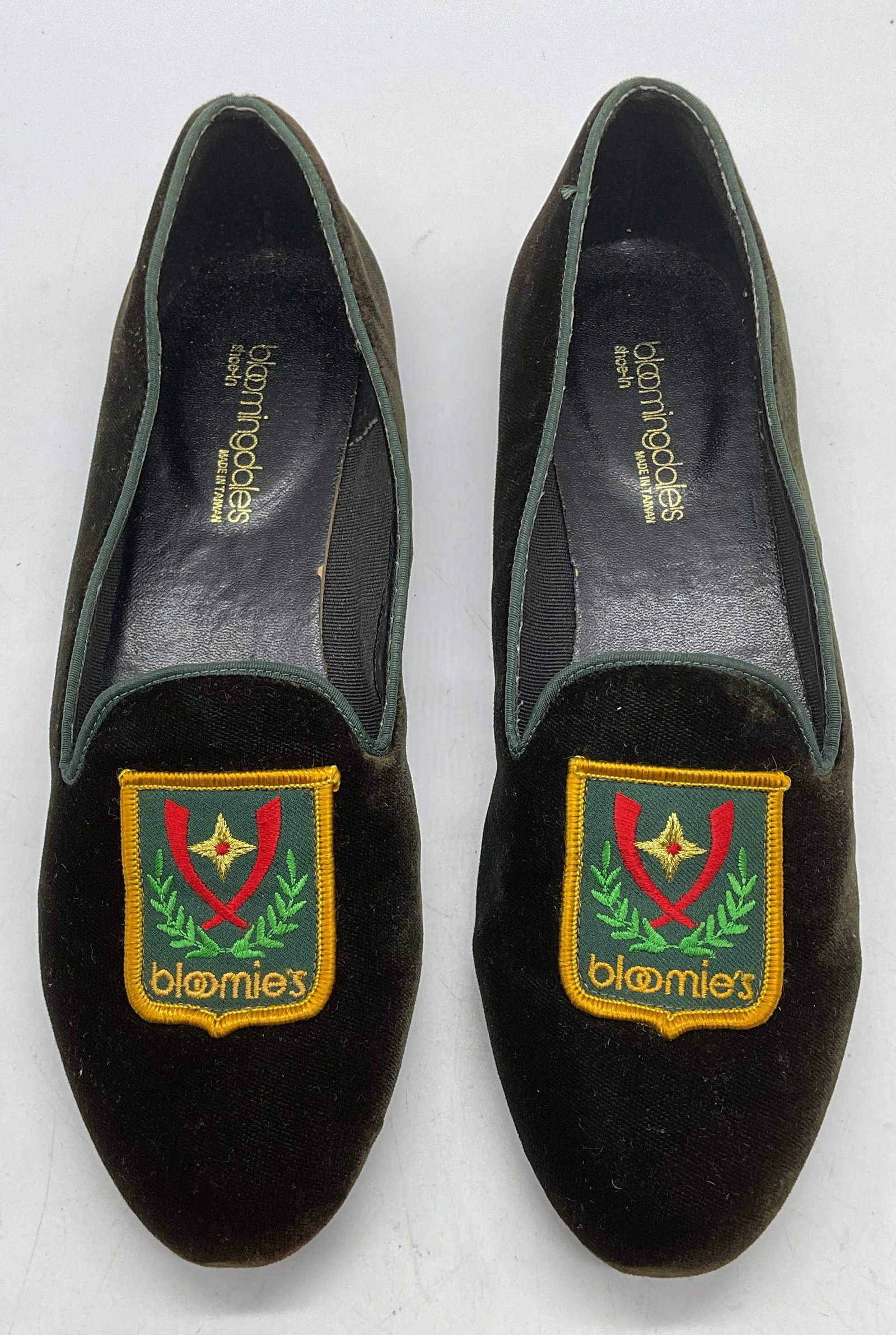 Bloomingdales Black Velvet Applique Shoes: Bloomingdales black velvet slip on shoes with applique Bloomies patch. Leather soles. Size 8. Rubbing and discoloration observed. Bloomingdales shoes, designer shoes, designer fashion, velvet shoes, b