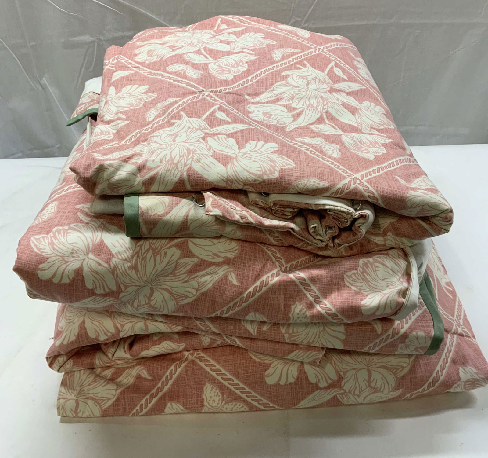 BRUNSCHWIG & Fills Woven Pink Floral Drapes (1 of 8)