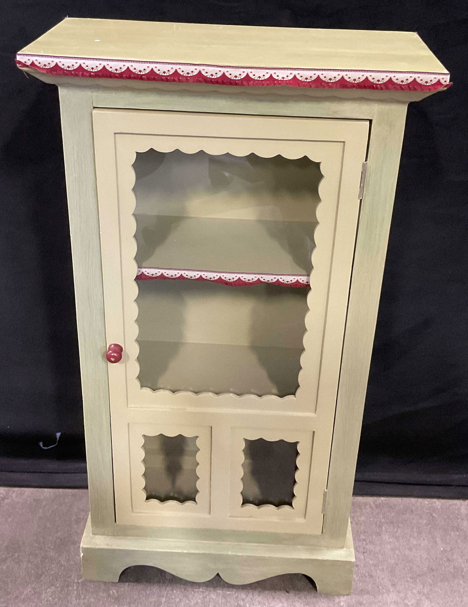 Vintage Childrens Wooden Curio Cabinet Toy (1 of 8)