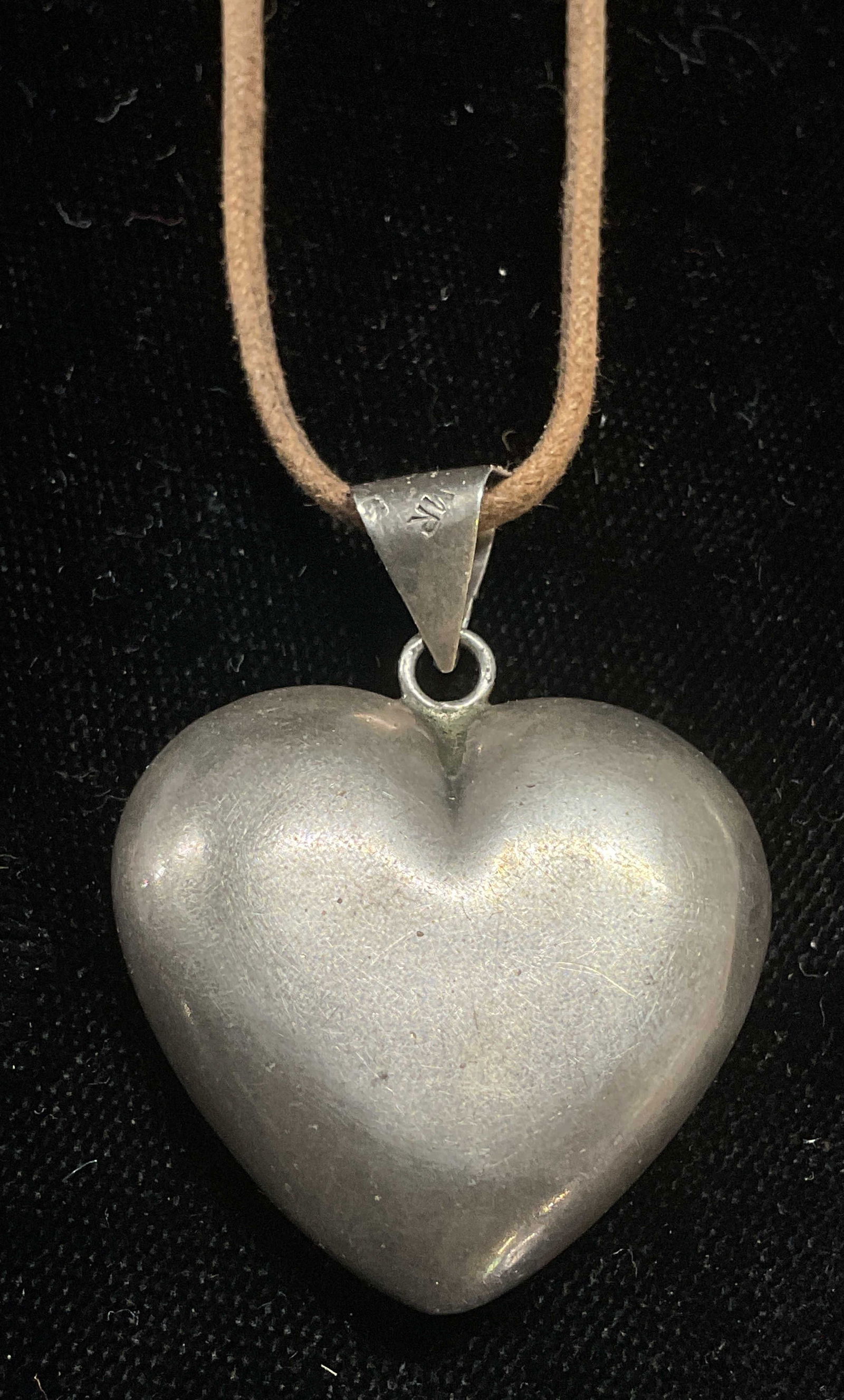 Vtg Signed MR Sterling Silver Heart Pendant (1 of 6)