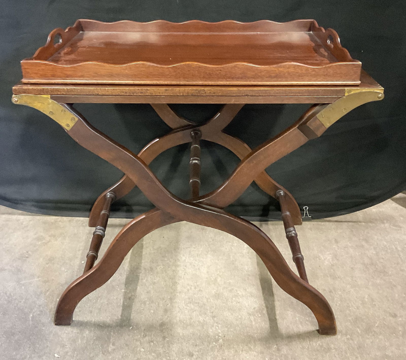 Vintage Butler Table W/ Removable Tray Top (1 of 10)