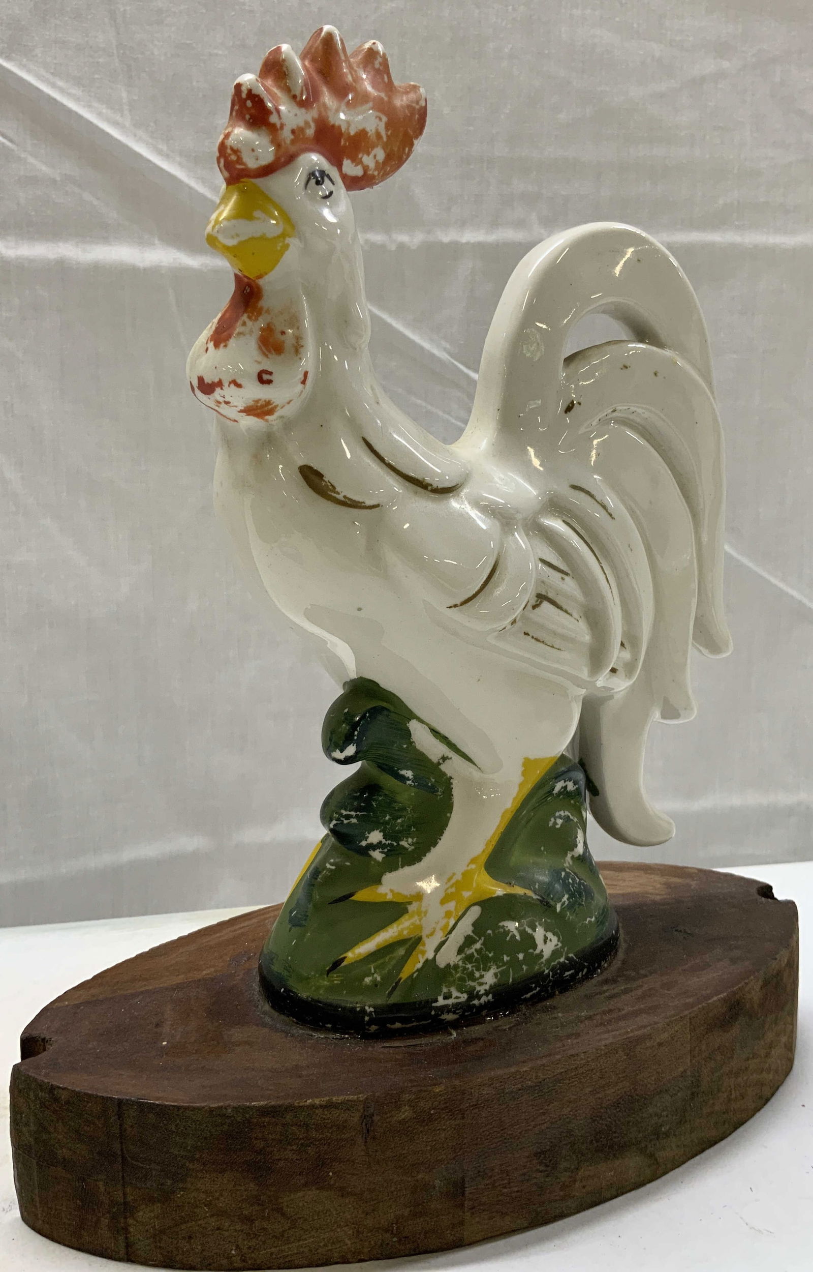 Vntg White Ceramic Rooster Figurine W Wooden Base (1 of 7)