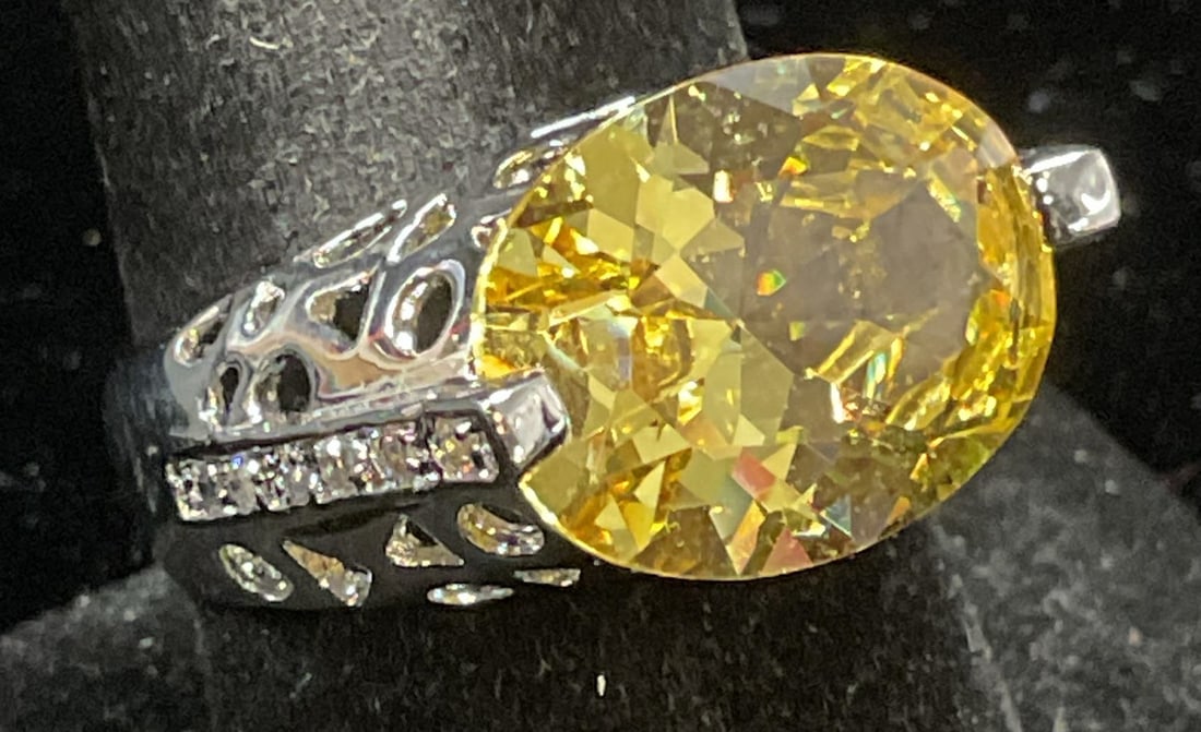 Silver Tone Yellow Crystal Cocktail Ring (1 of 6)