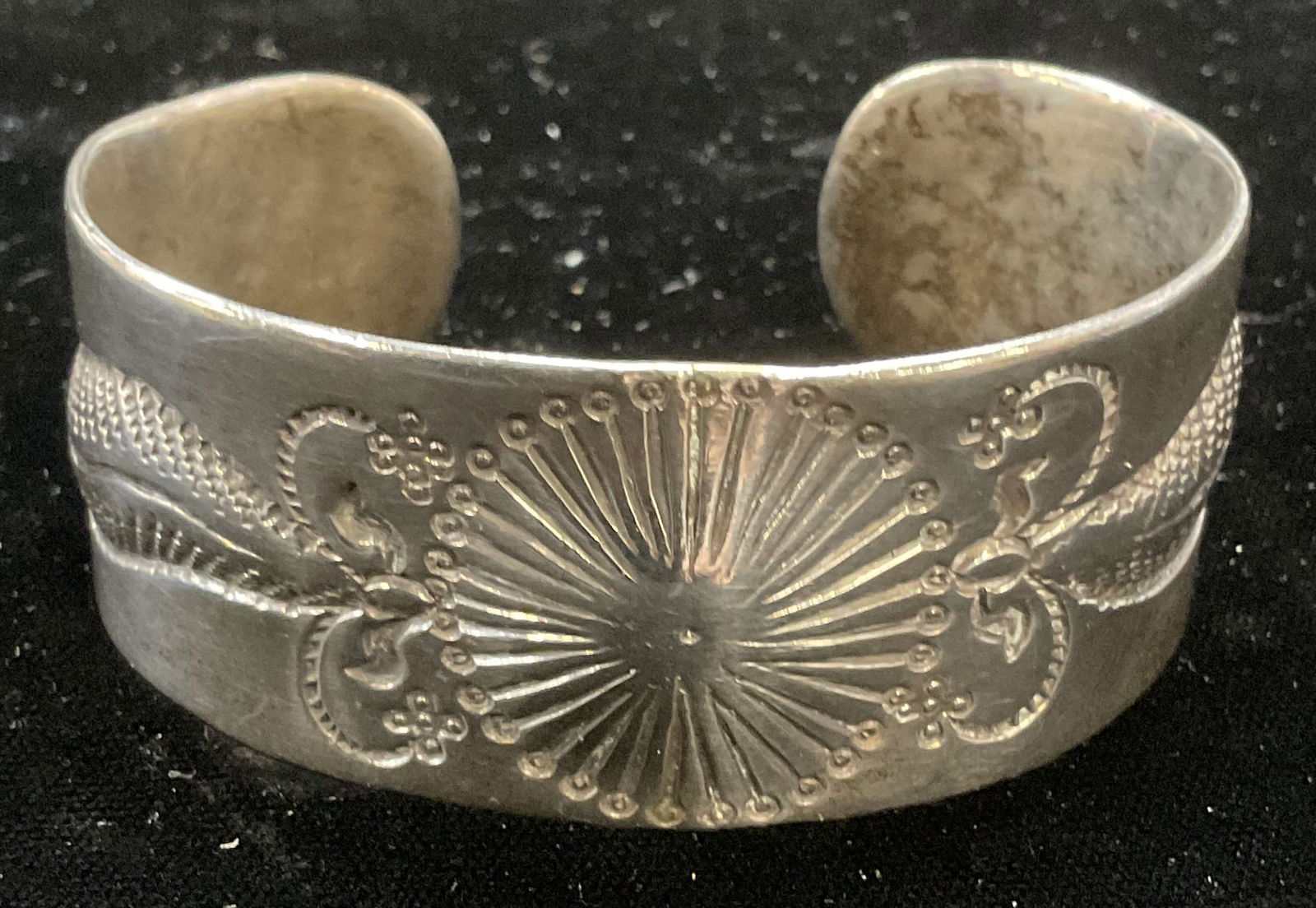 Vintage Sterling Silver Floral Cuff Bracelet (1 of 6)