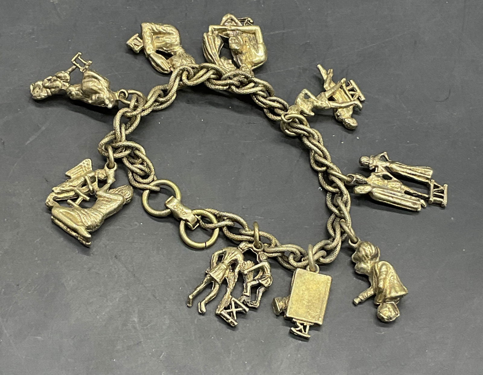 CORO Vintage Gold Tone Metal Charm Bracelet (1 of 8)
