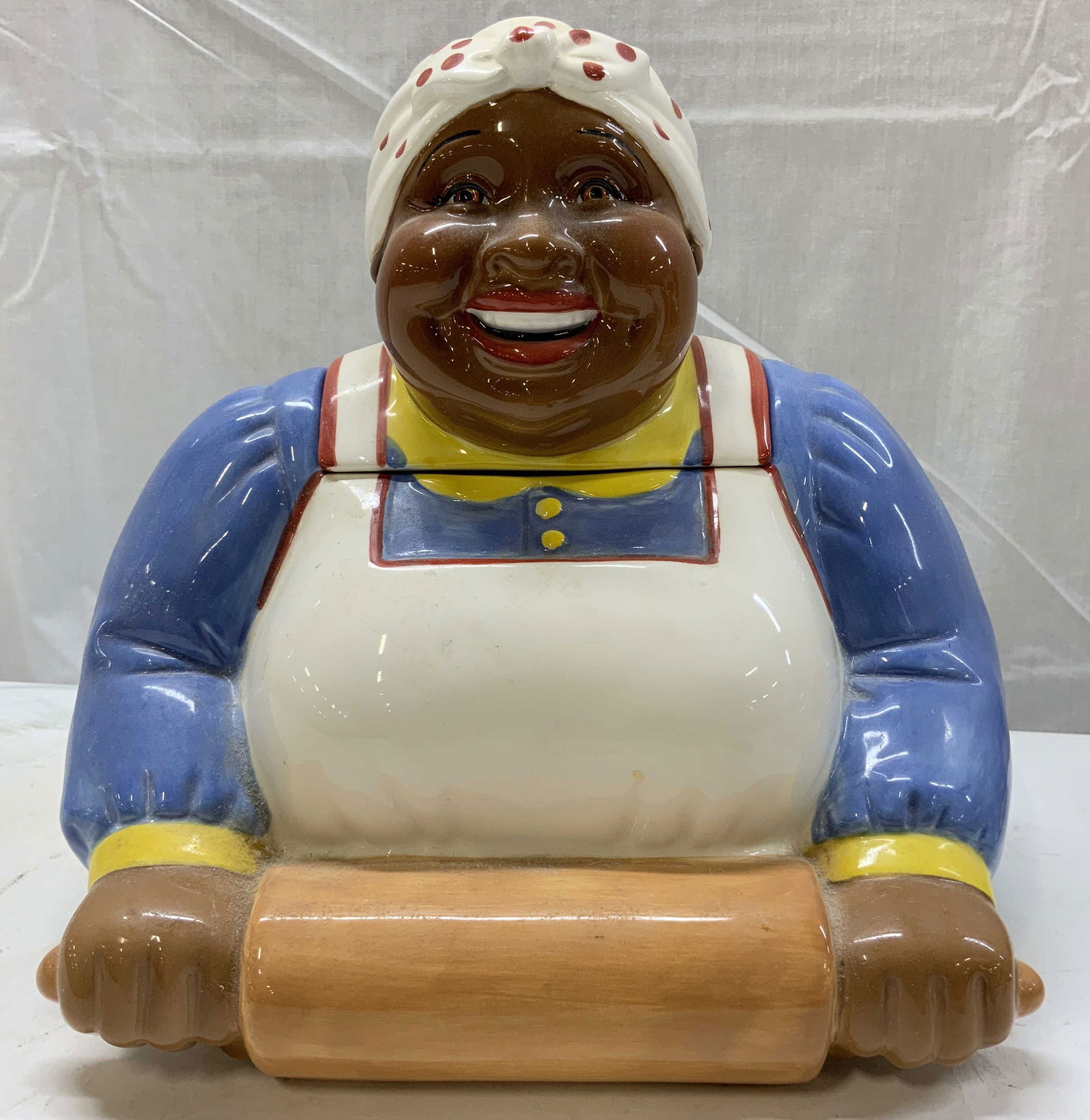 CLAY ART Baking Time Ceramic Cookie Jar 2001 (1 of 7)