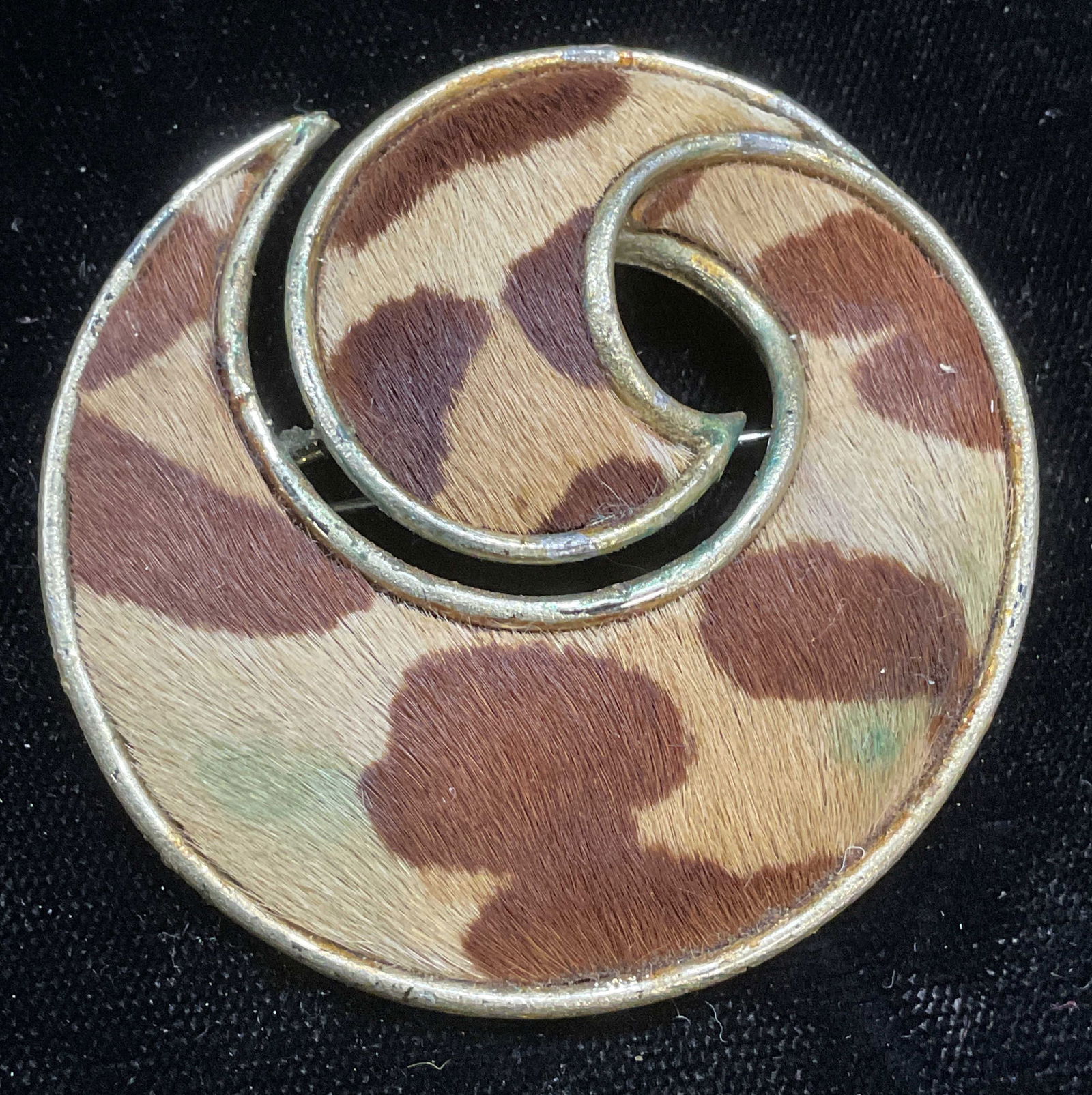 Vintage Lisner Faux Fur Swirl Brooch (1 of 6)
