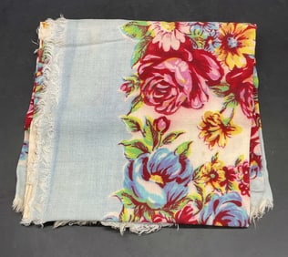 Vintage Floral Motif Fringed Trim Scarf