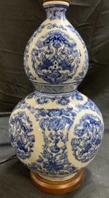 Lauren Blue & White Porc Chinoiserie Table Lamp