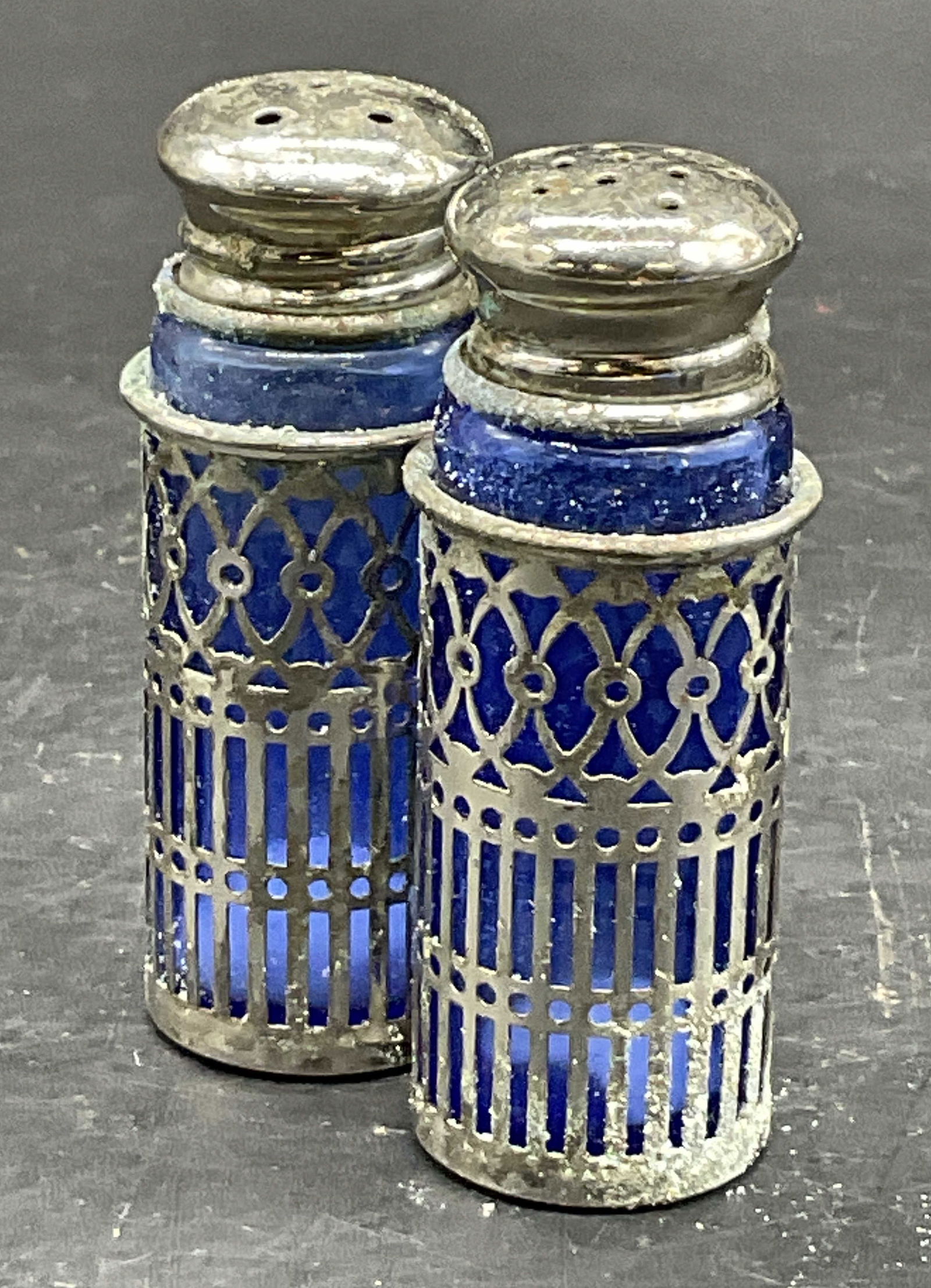 Pr Vtg Cobalt Blue Glass & Metal Shakers Japan (1 of 6)