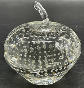 Vntg Controlled Bubble Art Glass Apple Paperweight