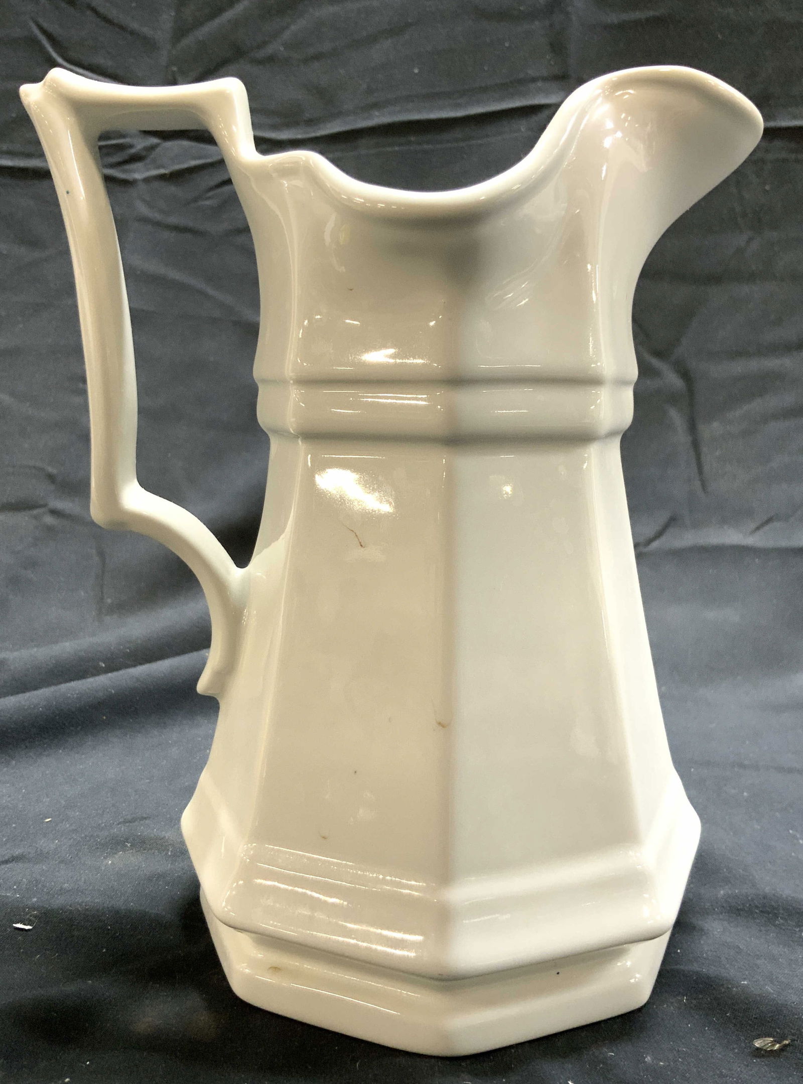 RED CLIFF IRONSTONE Vintage Pitcher Vessel (1 of 9)