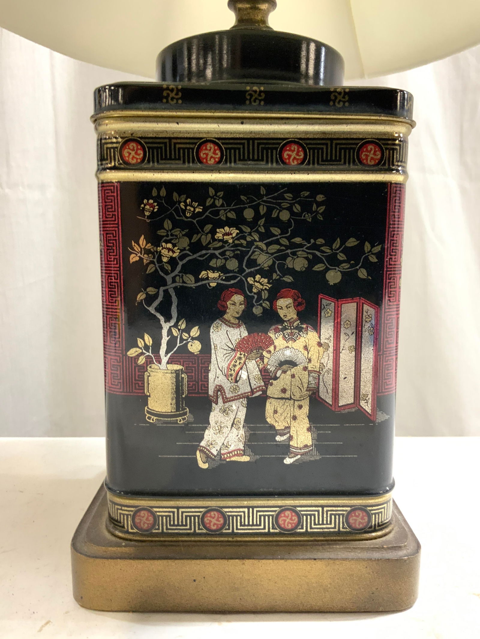 Vintage Asian Tin Lamp W Shade & Finial (1 of 7)