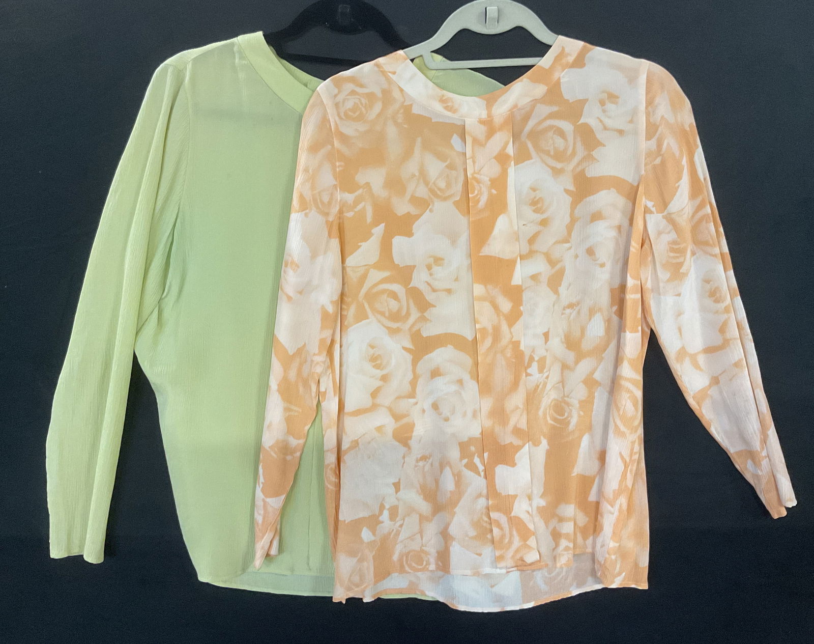 Lot 2 UNGARO Green & Orange Silk Tops, Italy (1 of 8)