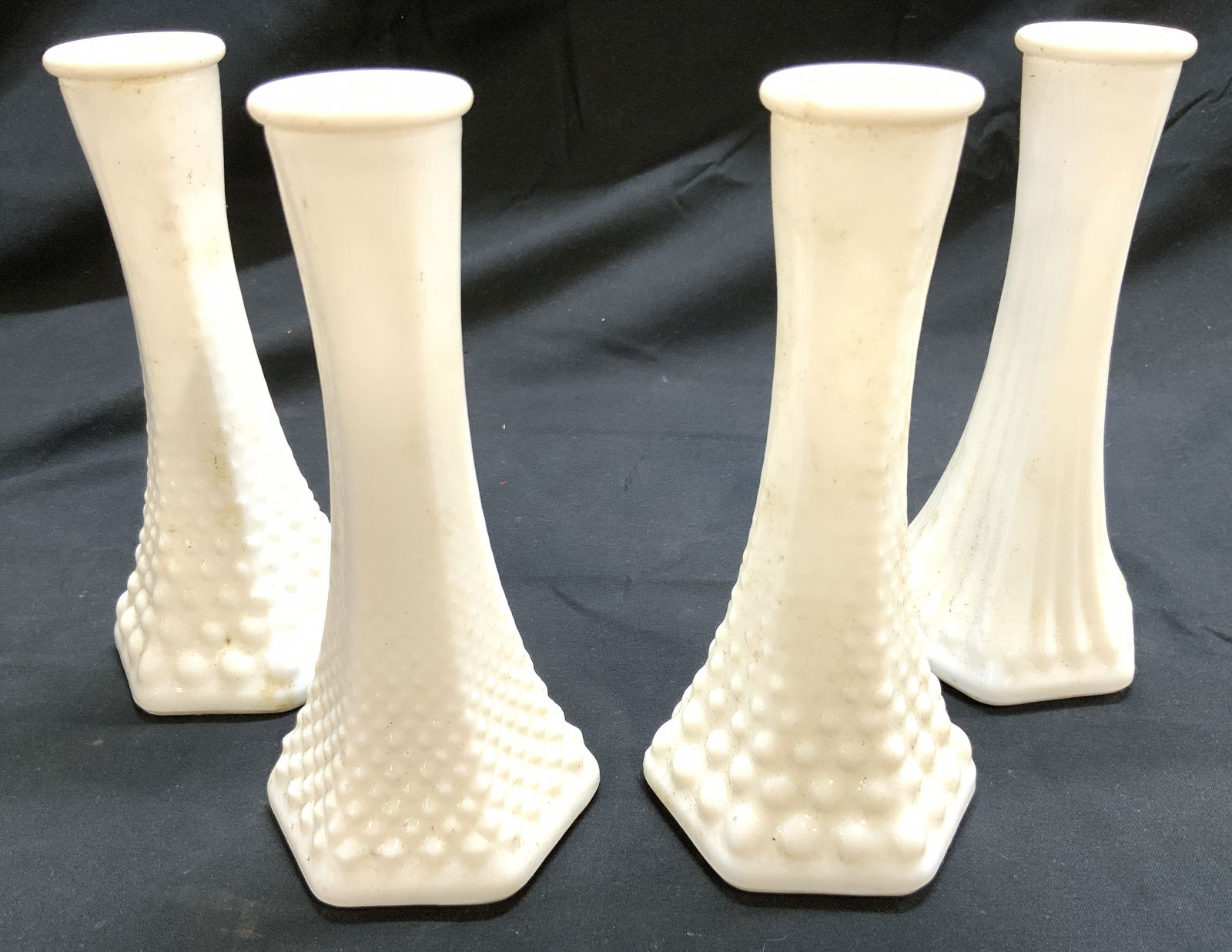EO BRODY CO Lot 4 Vtg Milk Glass Bud Vases (1 of 6)