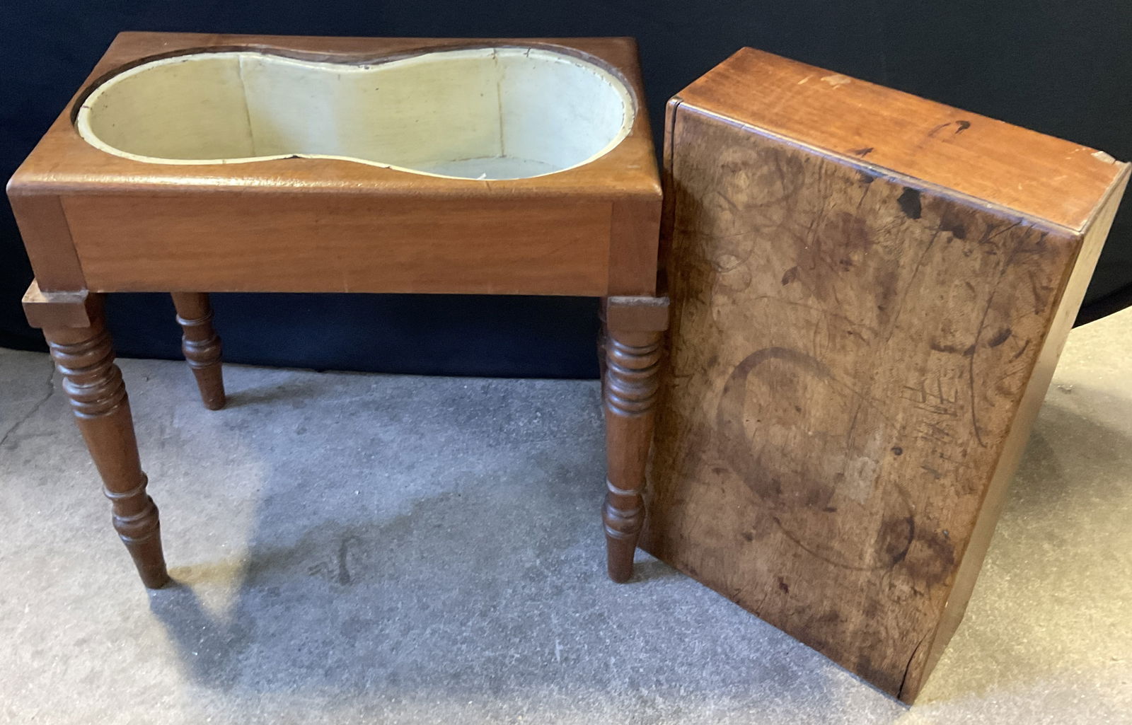Vintage Carved Wood & Enamel Metal Baby Bath Table: Vintage Carved Wood & Enamel Metal Pan Bidet / Baby Bath Table. Upcycle planter. Four legs to the piece. Rectangular form. Top lifts off to reveal the wash basin / pan. Measures approx.19H x 20.25W x
