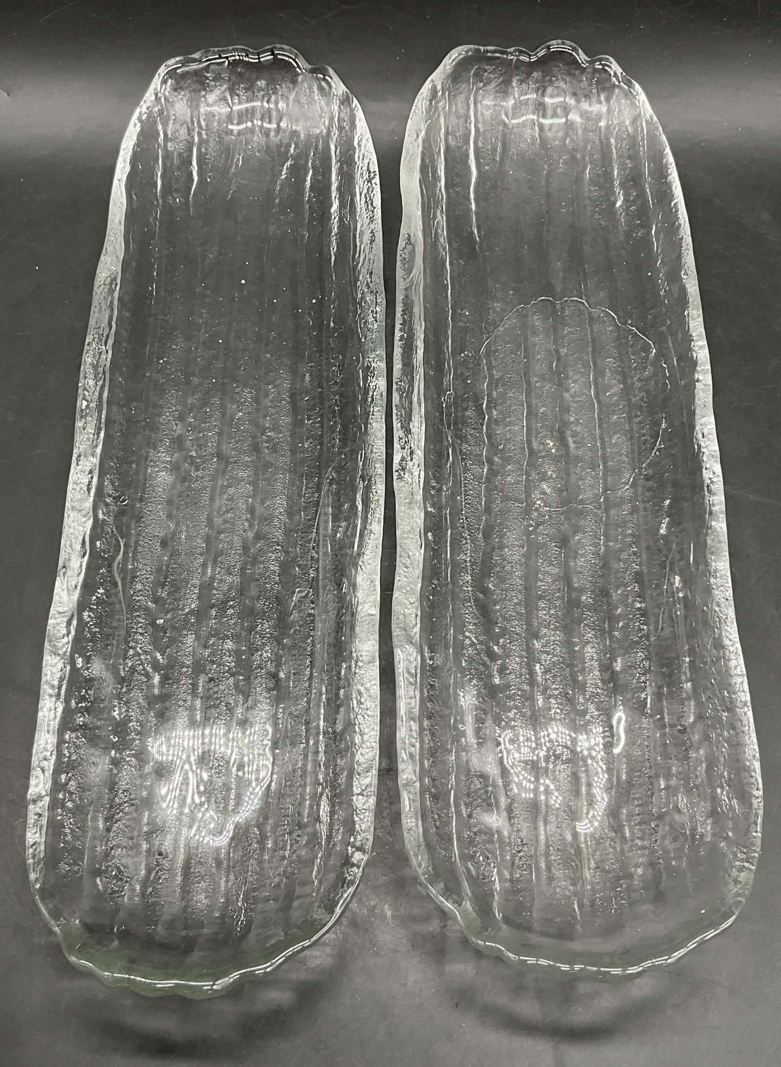 Pair Vintage Ribbed Glass Serving Plates (1 of 8)