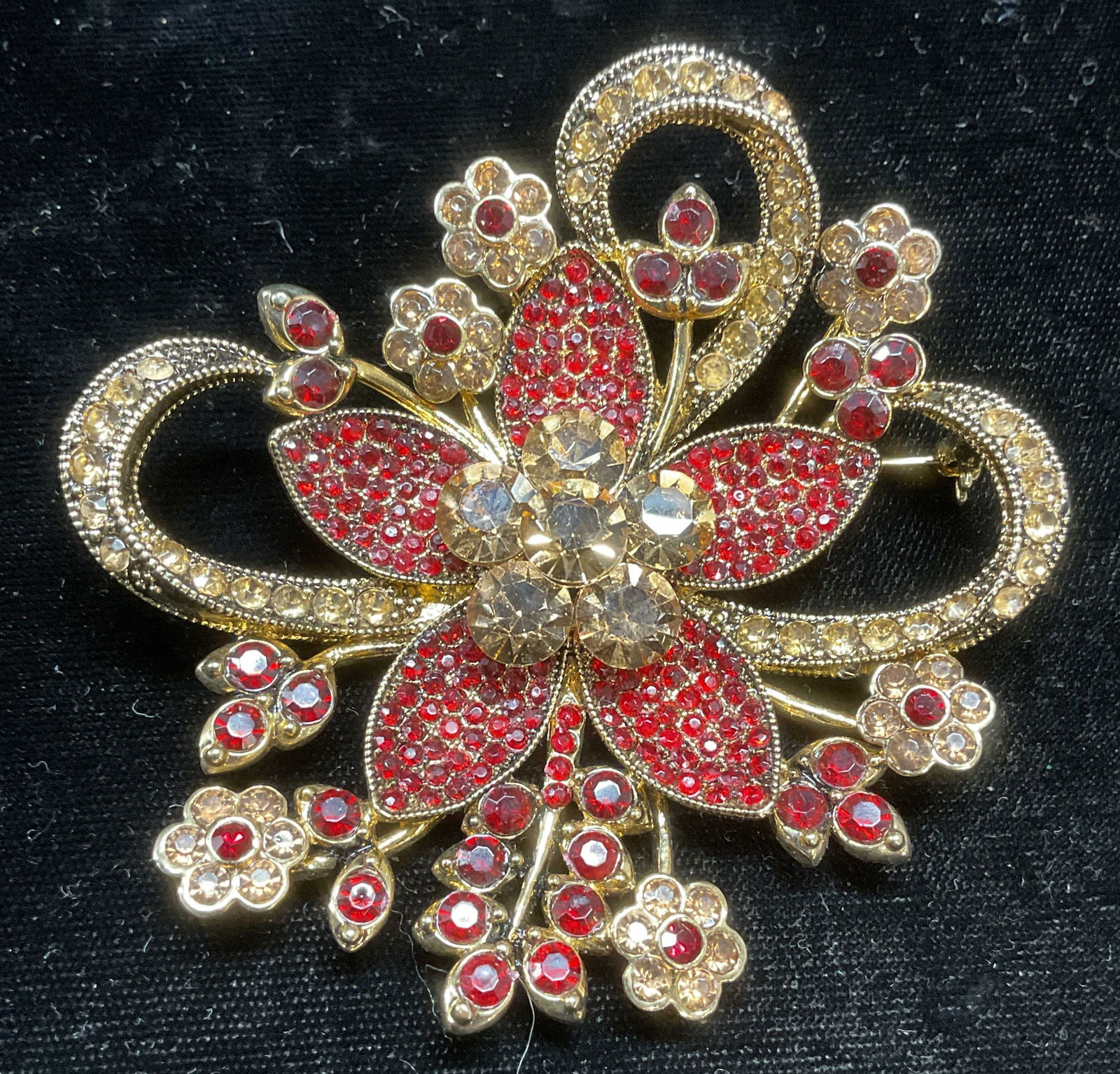 Avon 2006 Crystal Flower Statement Brooch, 3 in. (1 of 6)