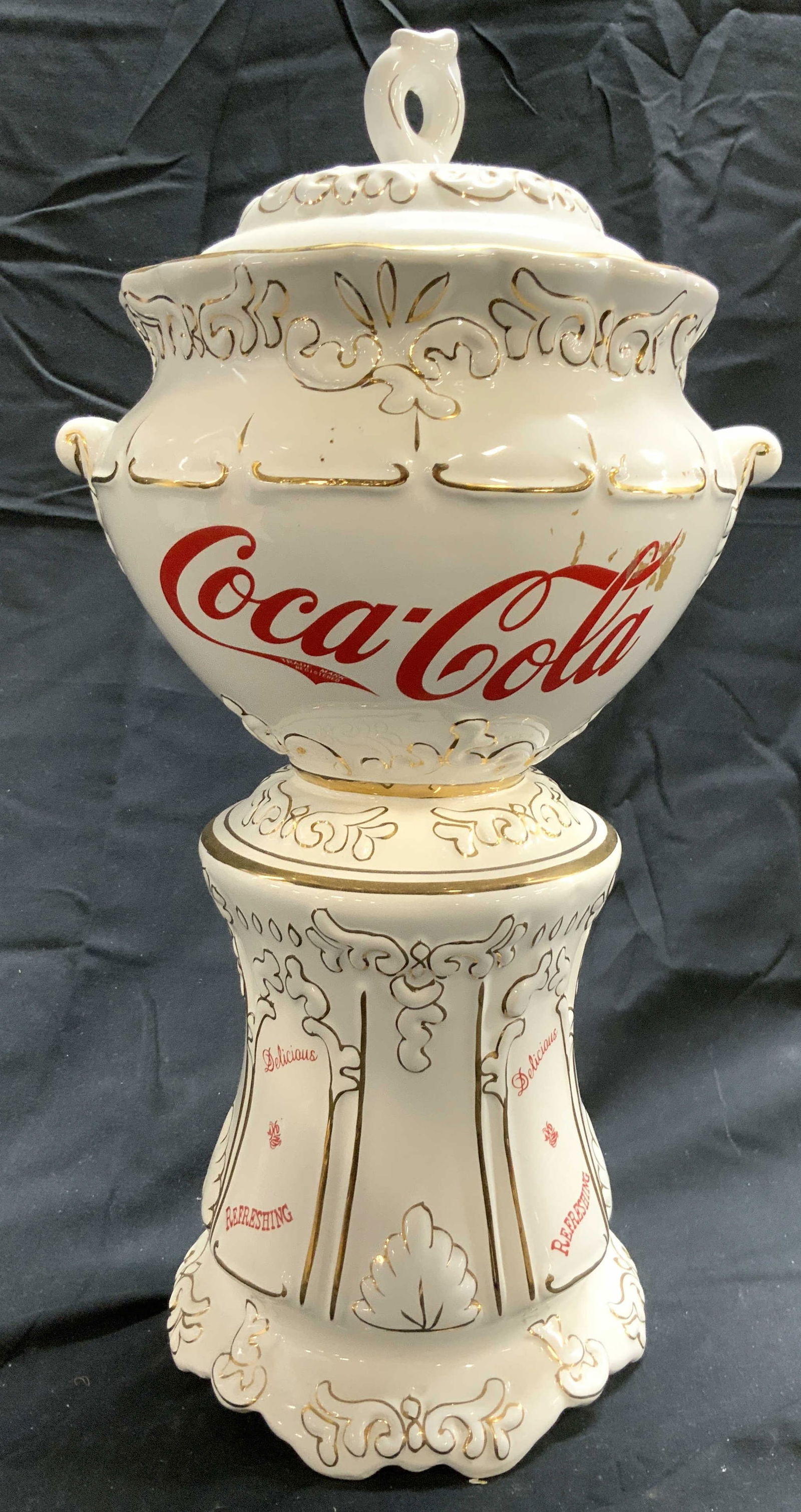 COCA COLA Victorian Style Porcelain Cookie Jar (1 of 8)