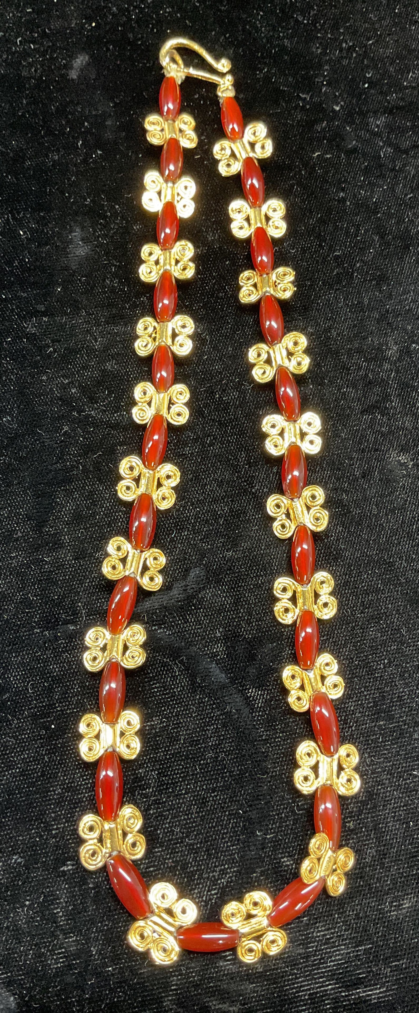 Vtg MMA Gold Tn Faux Amber Butterfly Necklace (1 of 6)