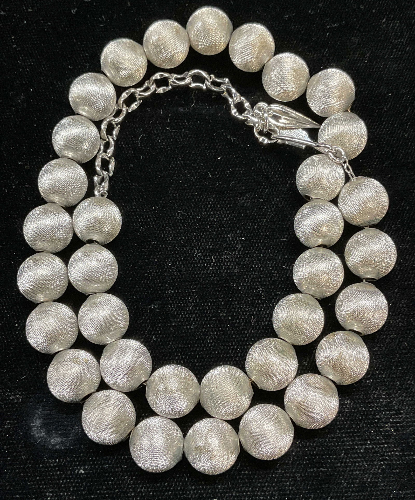 Vtg Whiting & Davis Silver Tn Beaded Necklace (1 of 6)