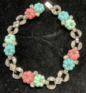 Vtg KTE Silver Tn Crystal Lucite Flower Bracelet: Vintage silver tone bracelet with pink and blue lucite flower motif and crystal decoration. Marked KTE. Measures approx 7.25 inches long. Some wear including scratching observed. Jewelry, estate jewel