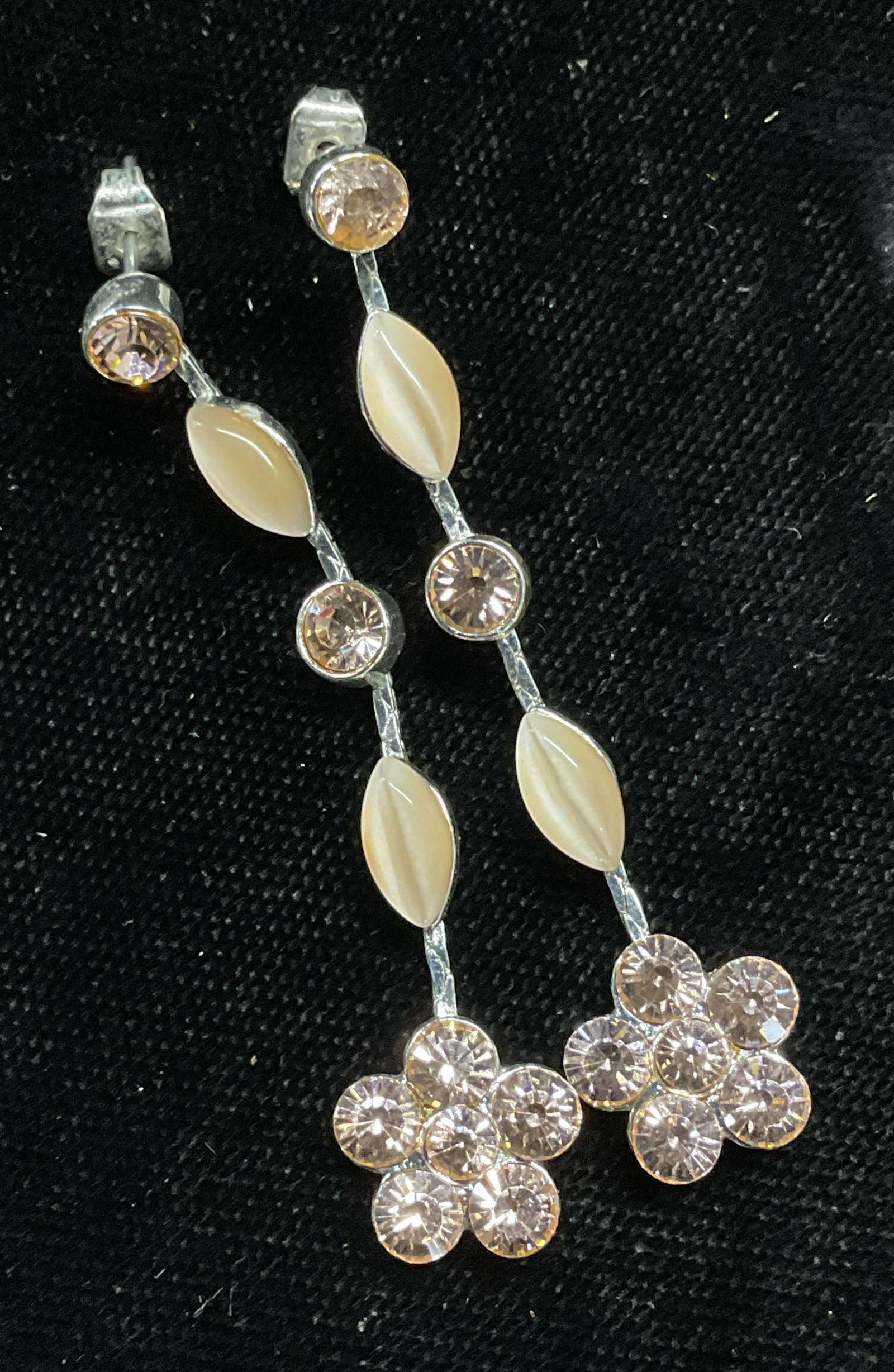 Silver Tone Pink Crystal Flower Earrings (1 of 6)