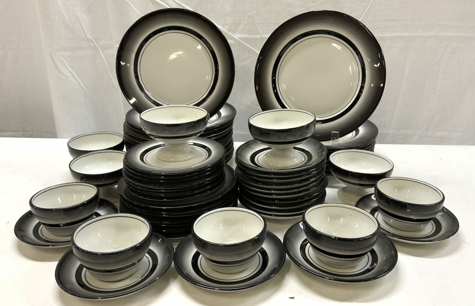 MAYER CHINA Black & White Rave Striped Tableware (1 of 11)